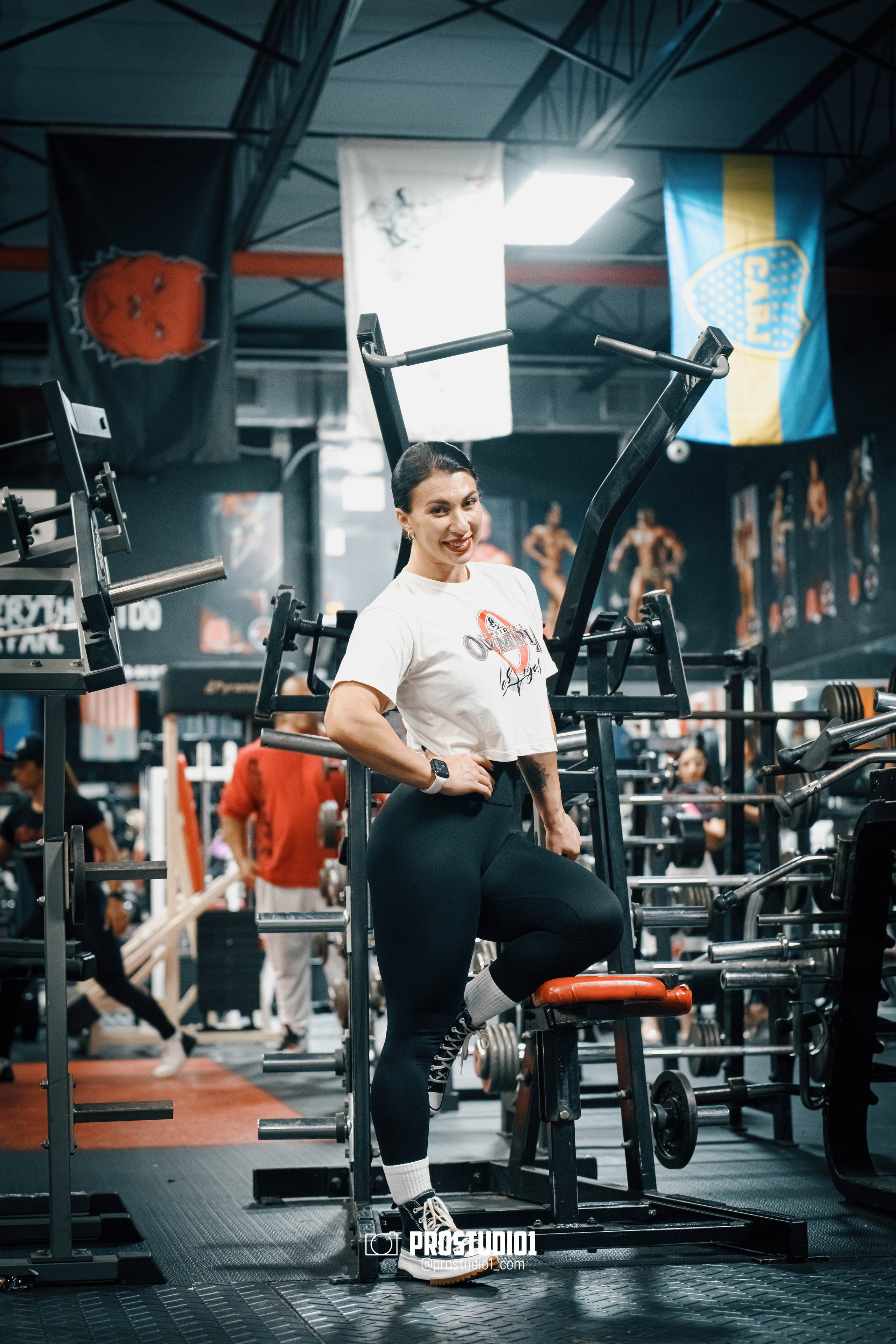 NPC/IFBB PRO Posing Seminar / Infamous Fitness Studio