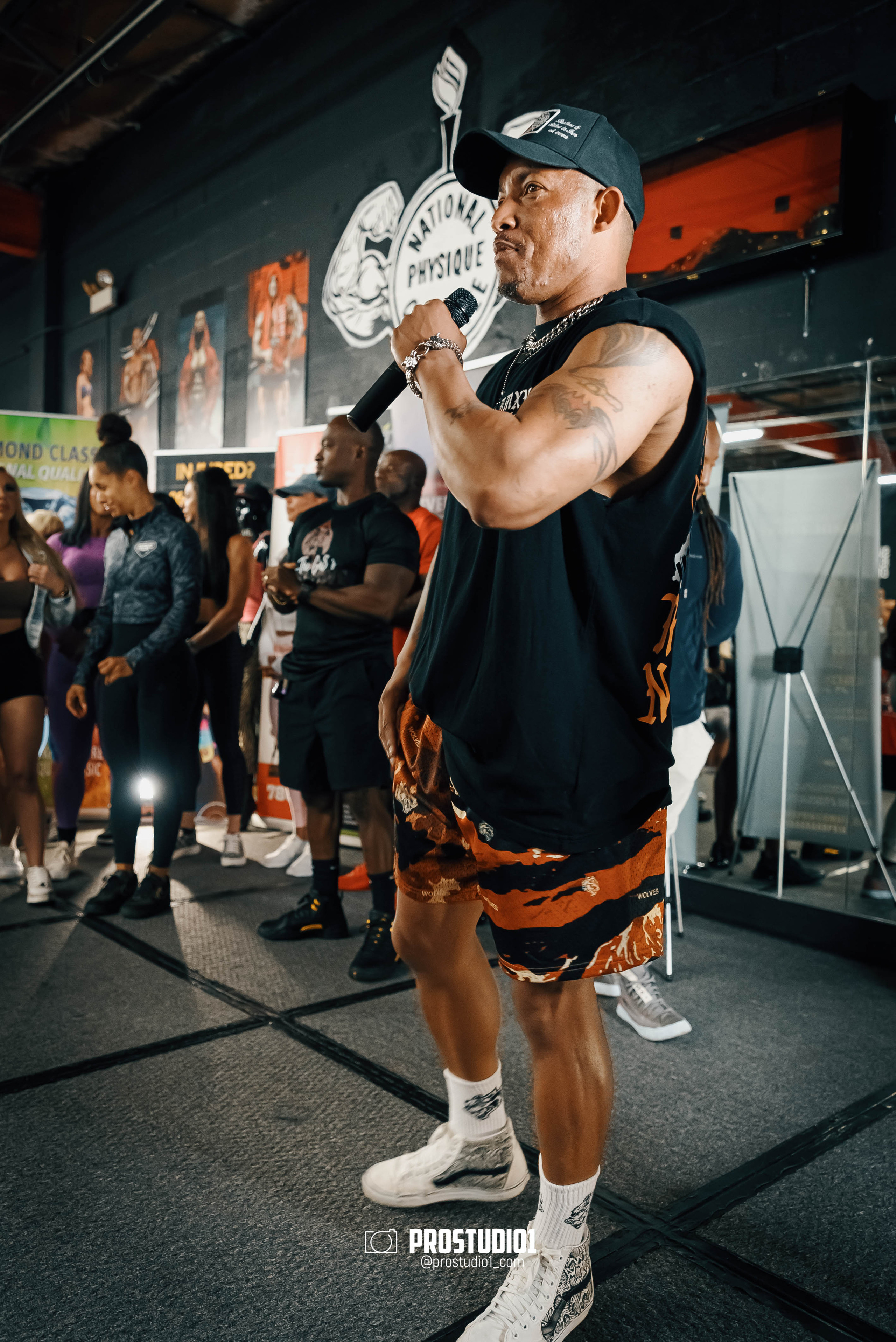 NPC/IFBB PRO Posing Seminar / Infamous Fitness Studio