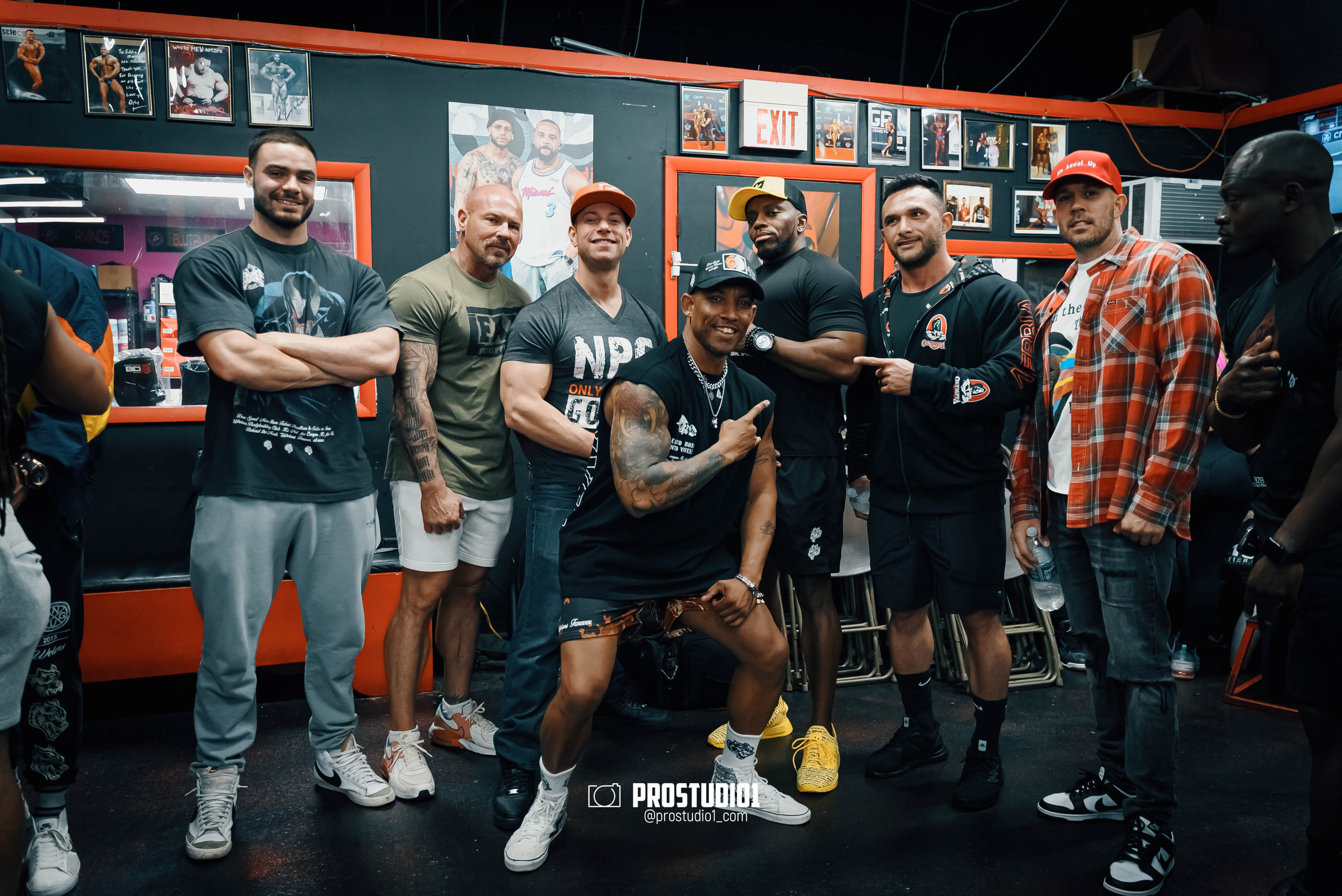 NPC/IFBB PRO Posing Seminar / Infamous Fitness Studio