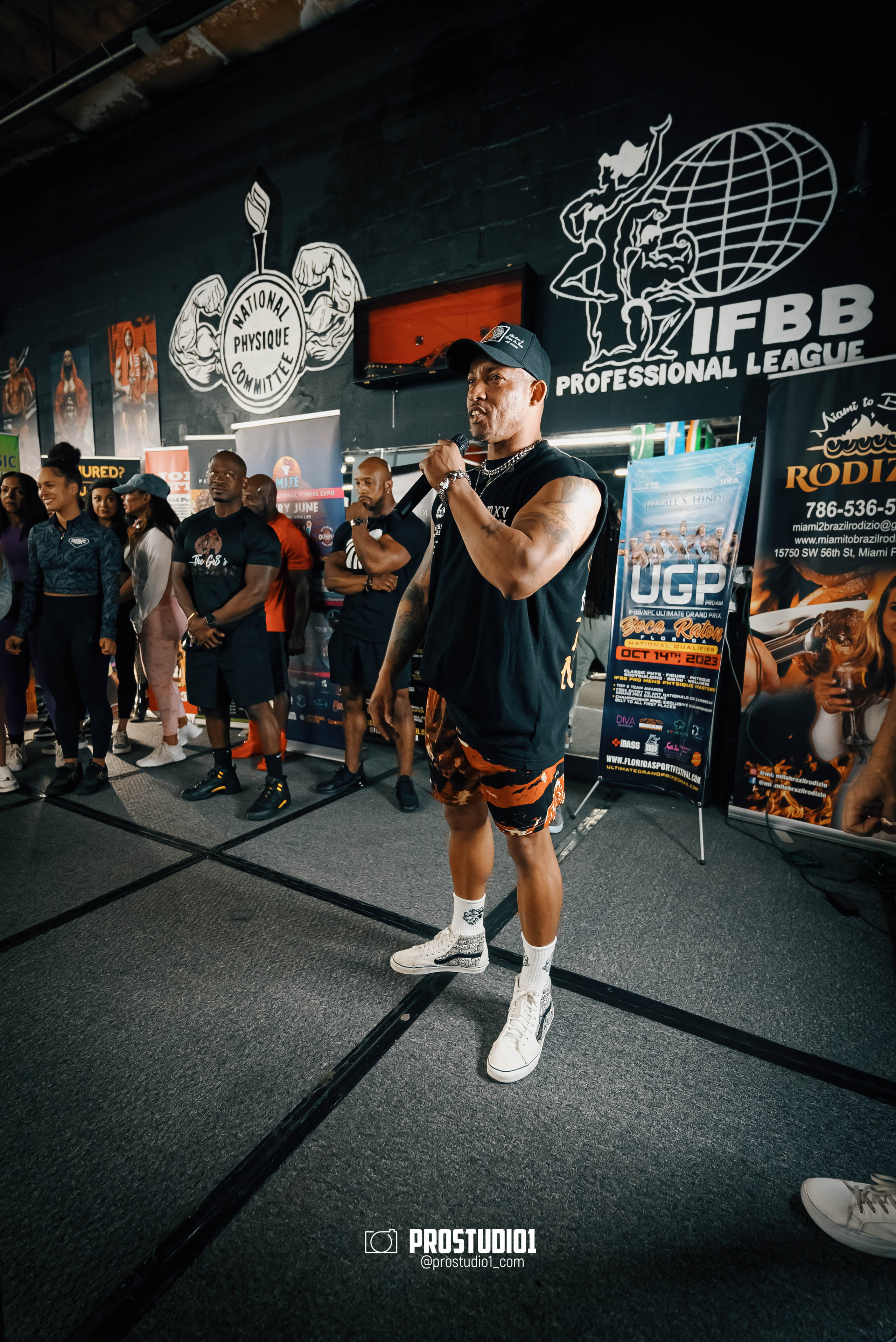 NPC/IFBB PRO Posing Seminar / Infamous Fitness Studio