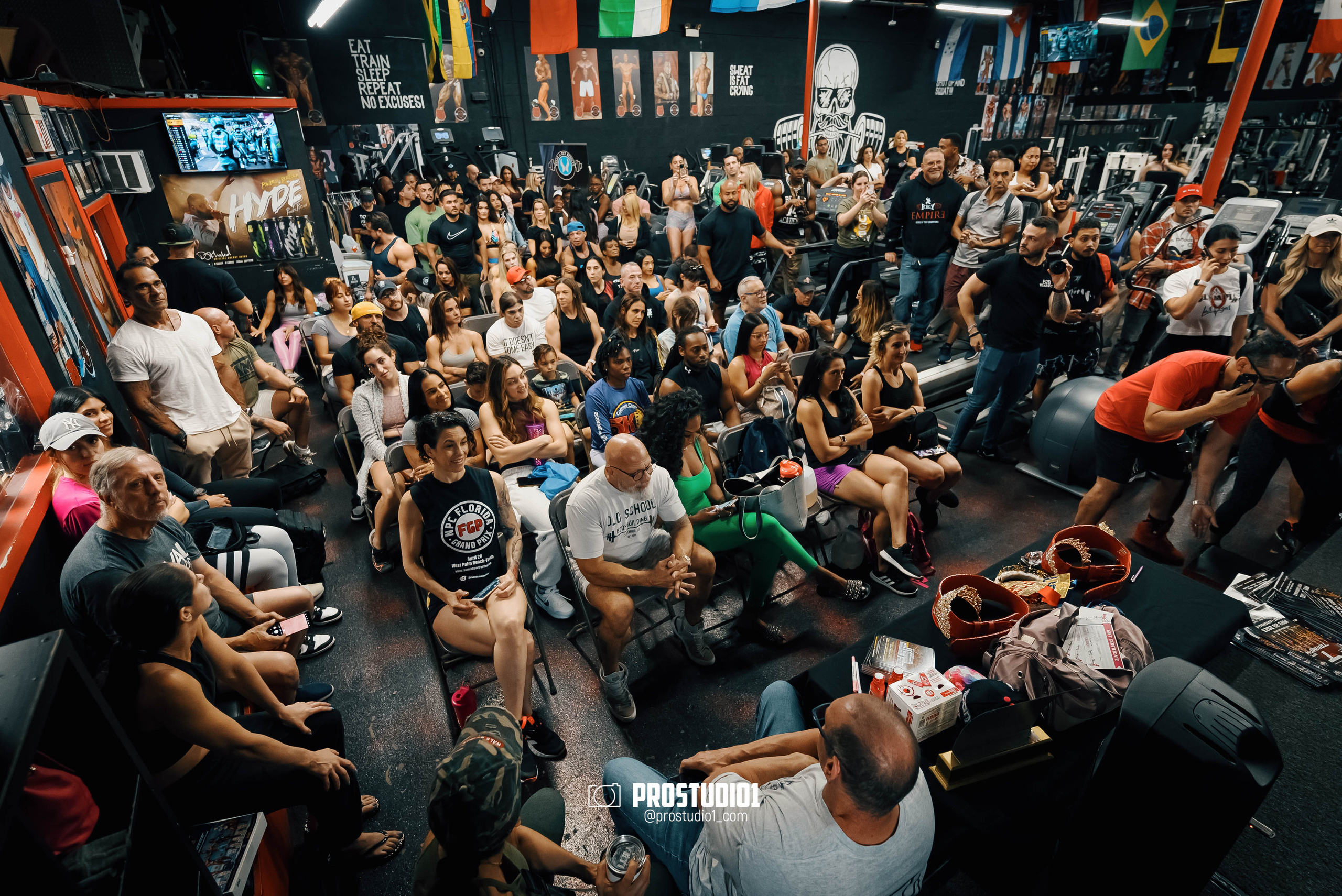 NPC/IFBB PRO Posing Seminar / Infamous Fitness Studio