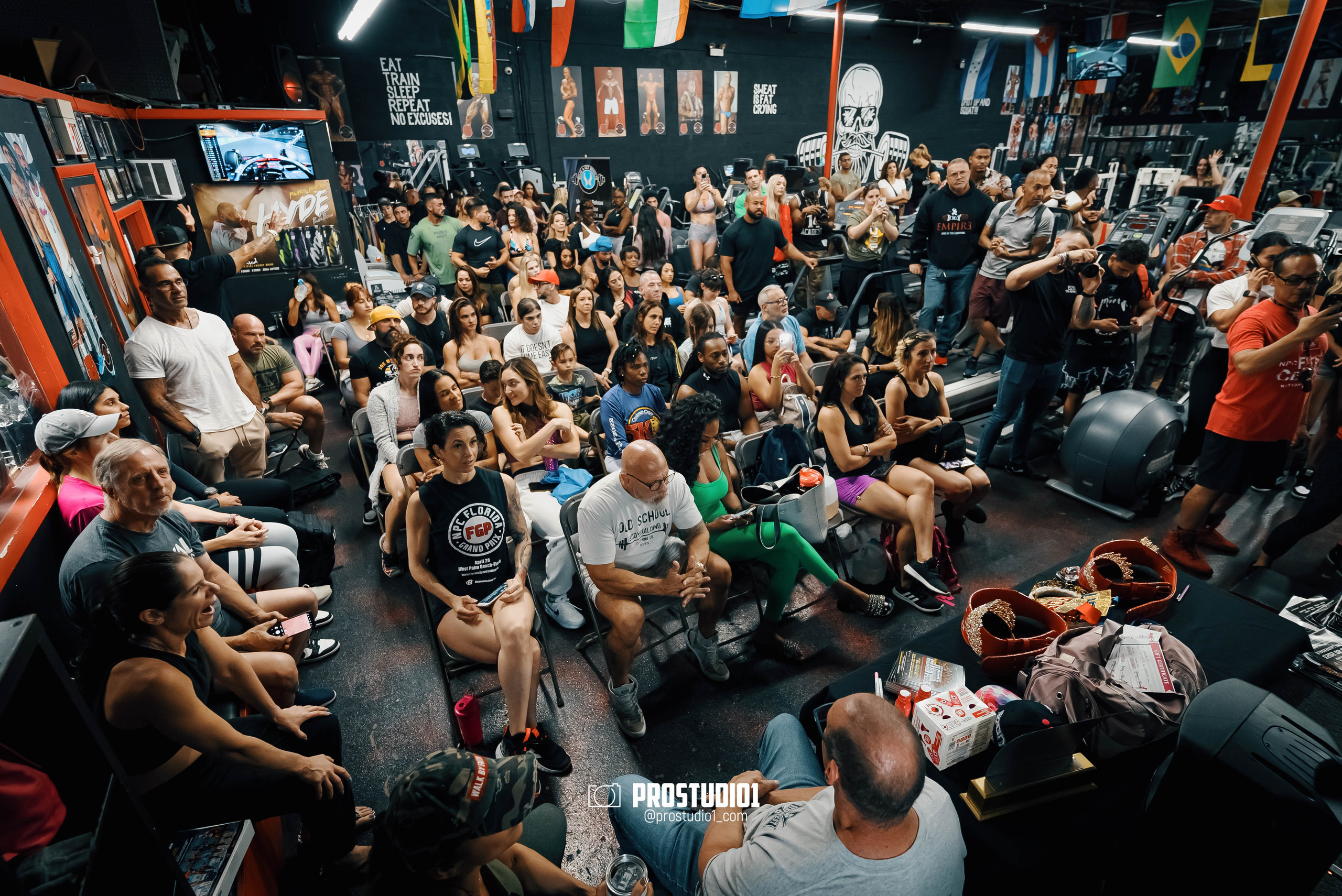 NPC/IFBB PRO Posing Seminar / Infamous Fitness Studio