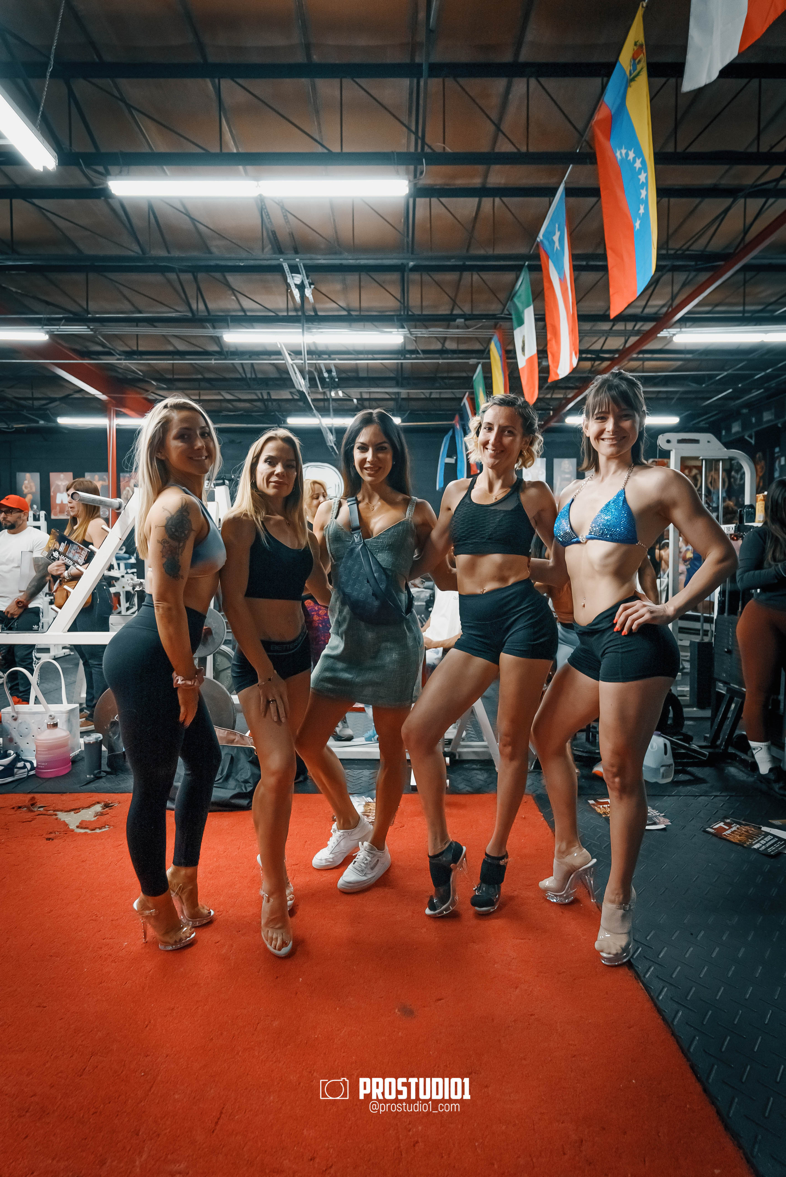 NPC/IFBB PRO Posing Seminar / Infamous Fitness Studio