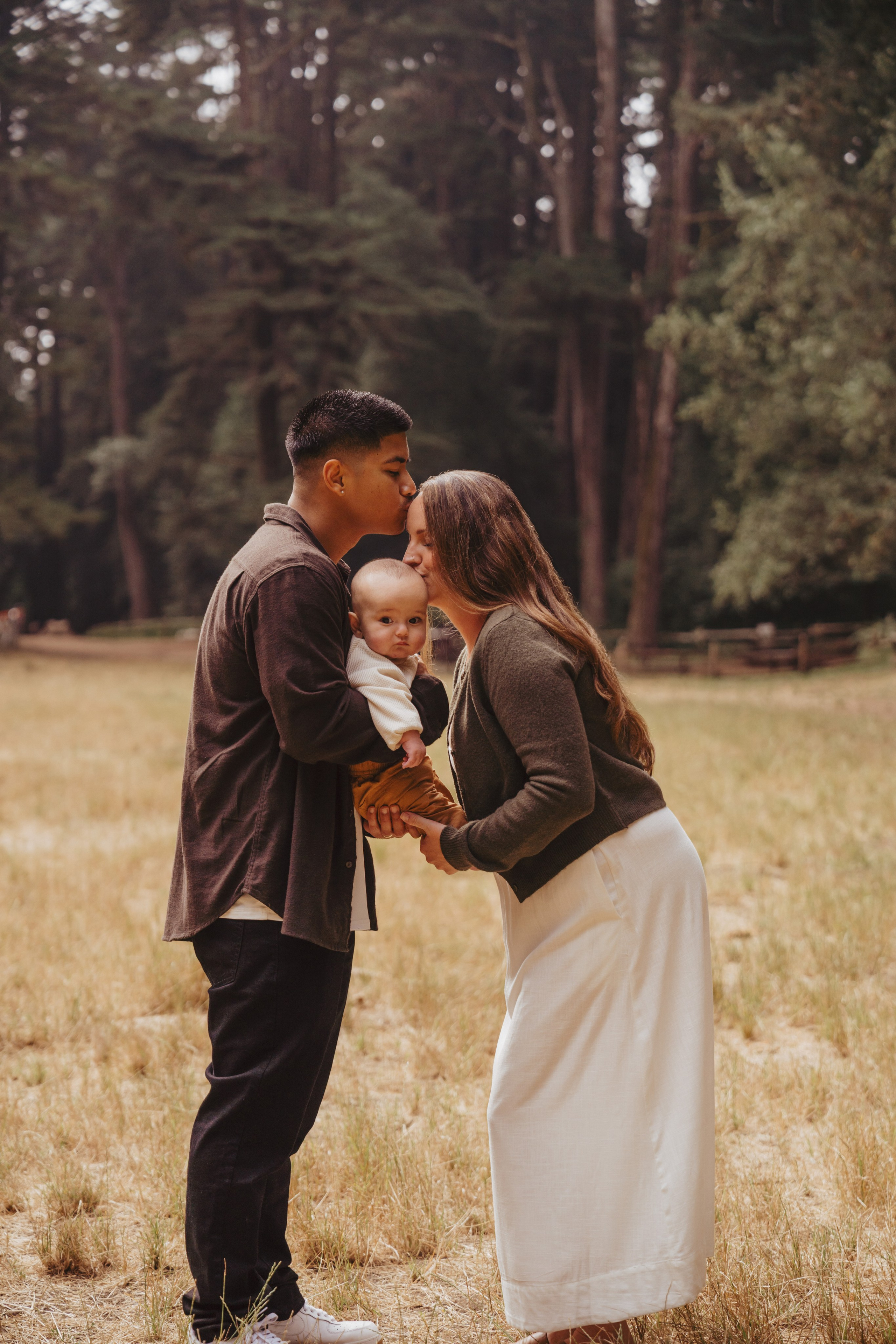 Redwoods Oakland. Wedding family photographer and videographer California San Francisco Bay Area