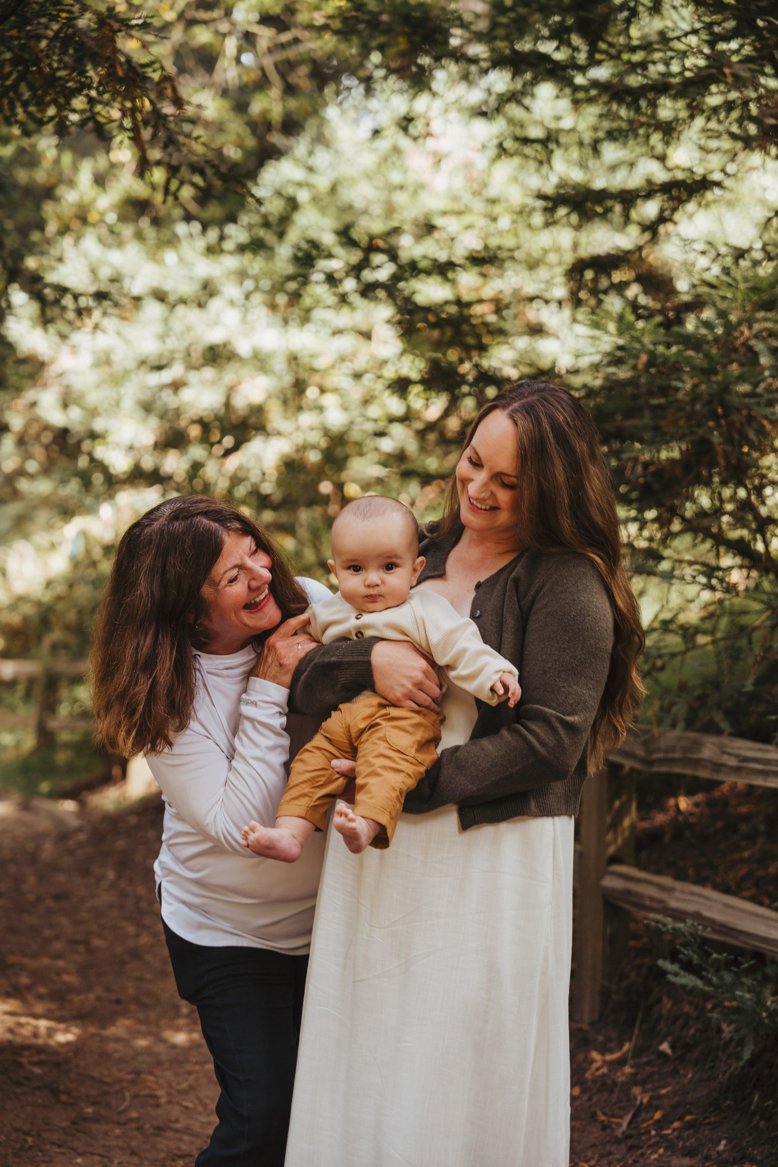 Redwoods Oakland. Wedding family photographer and videographer California San Francisco Bay Area