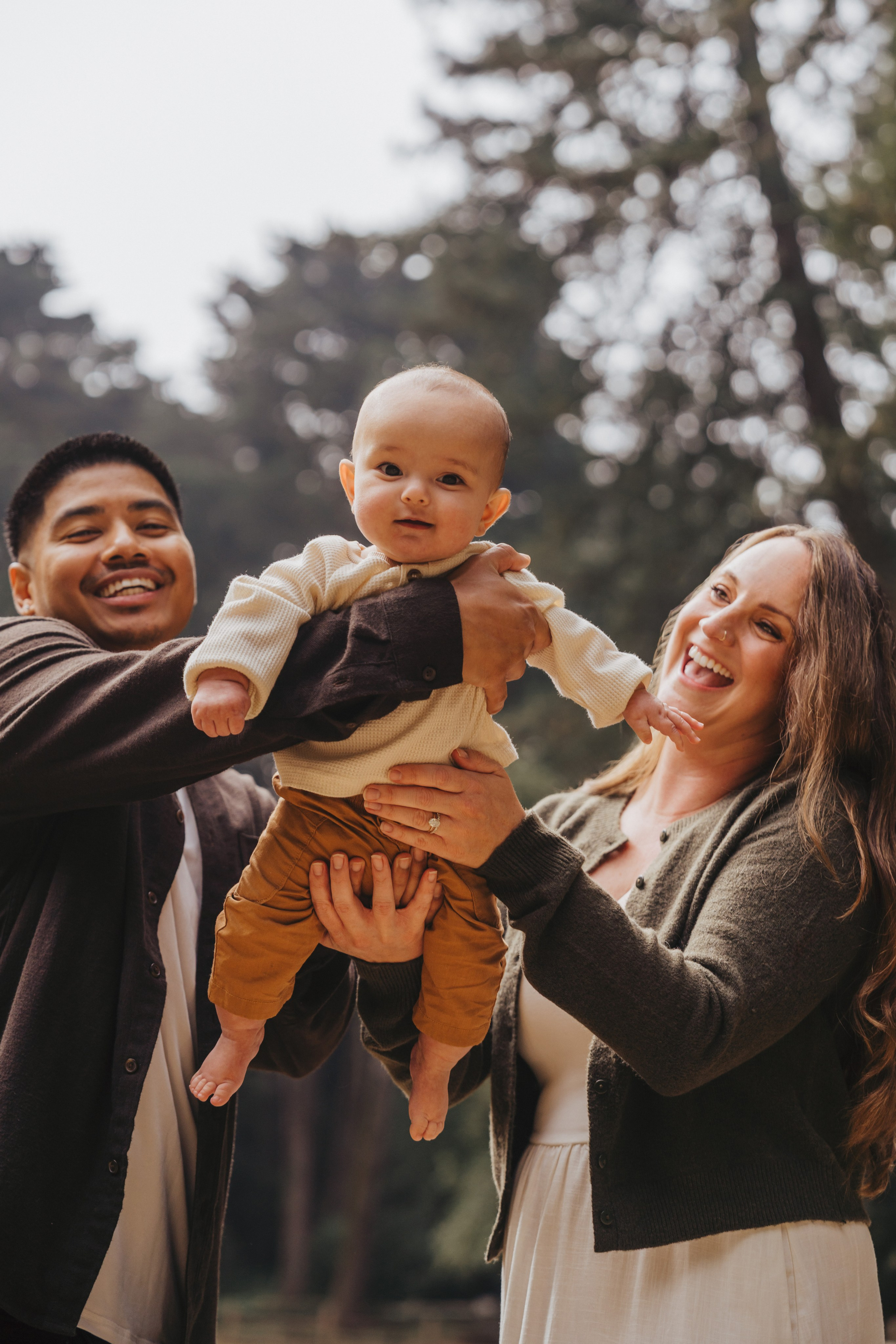 Redwoods Oakland. Wedding family photographer and videographer California San Francisco Bay Area