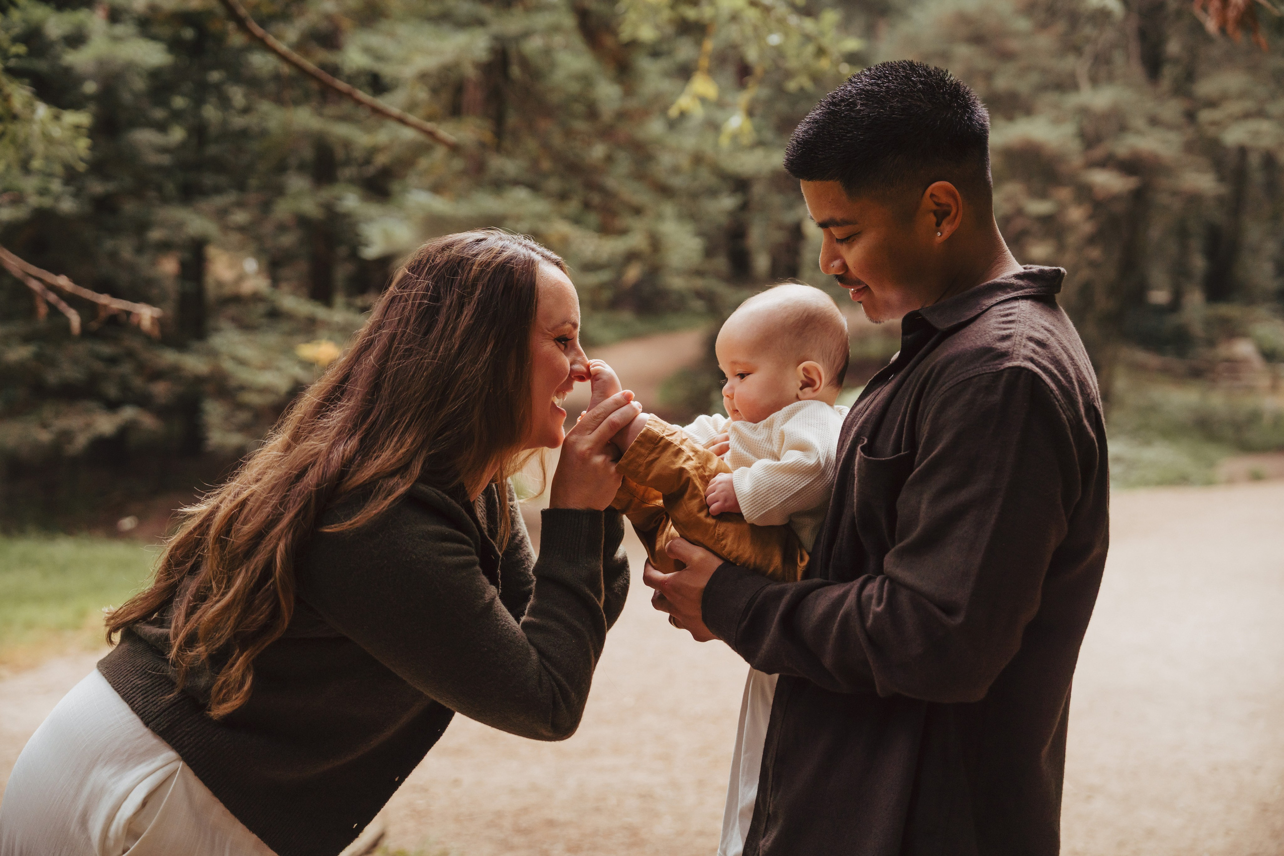 Redwoods Oakland. Wedding family photographer and videographer California San Francisco Bay Area