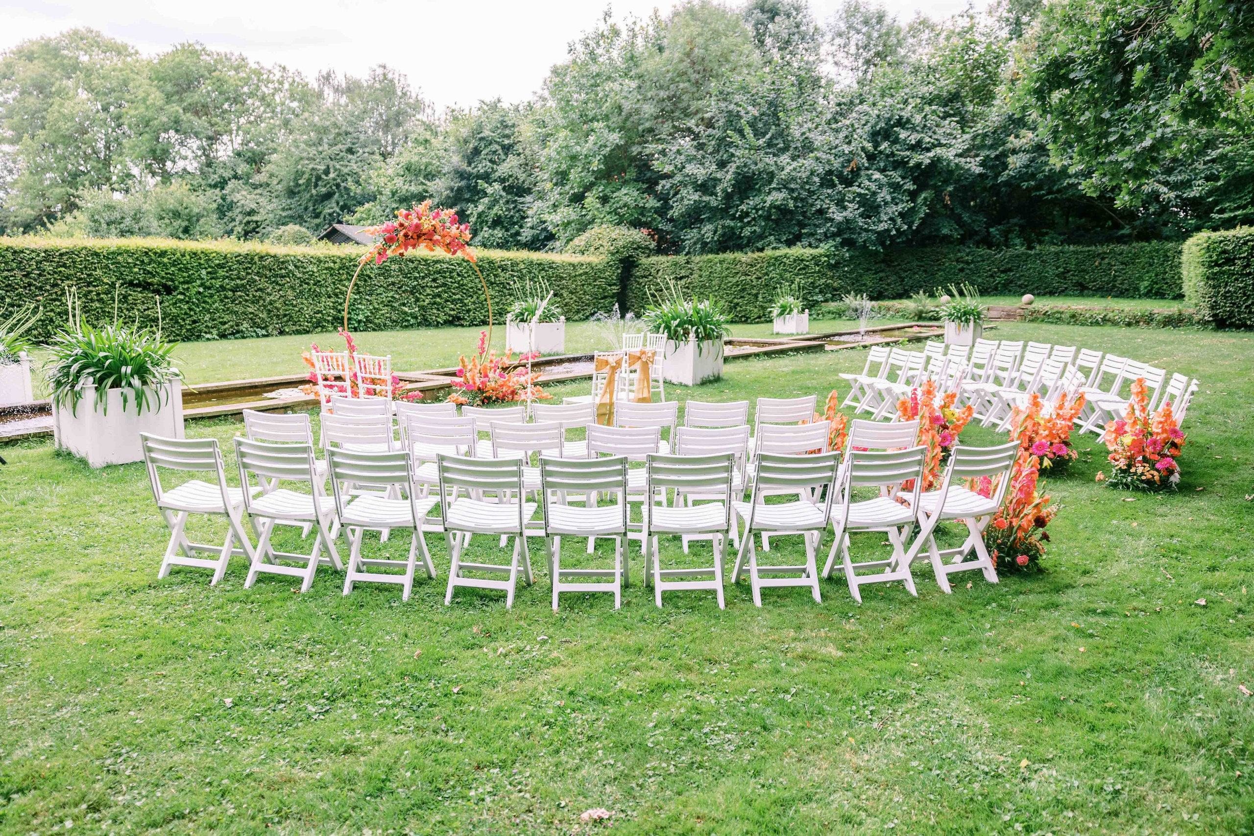 freie trauung deko im schloss von hammerstein