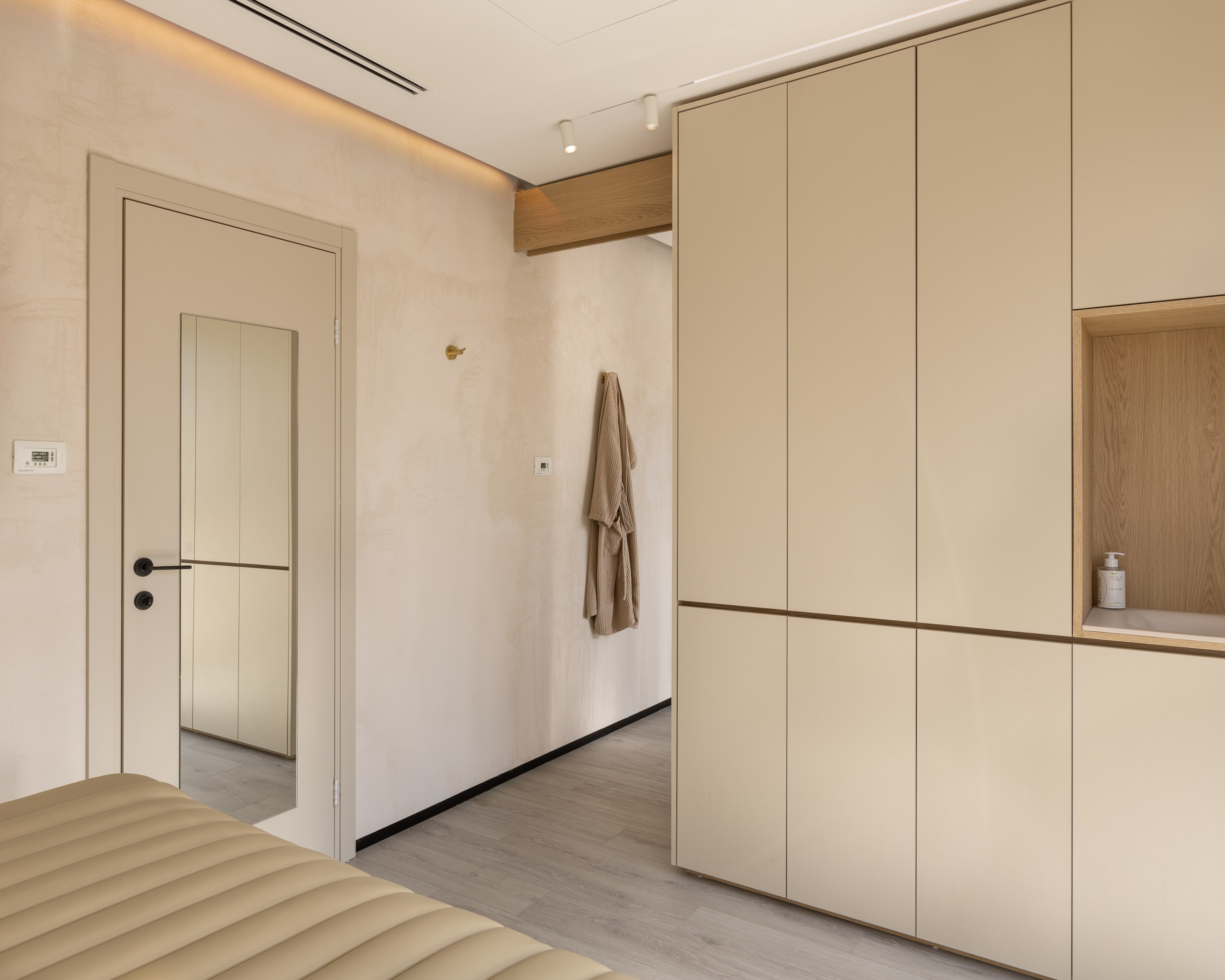 Clinica “Pola”. Project by Hezi Bar Daviv. Tel Aviv. Interior Photography & Video in Israel