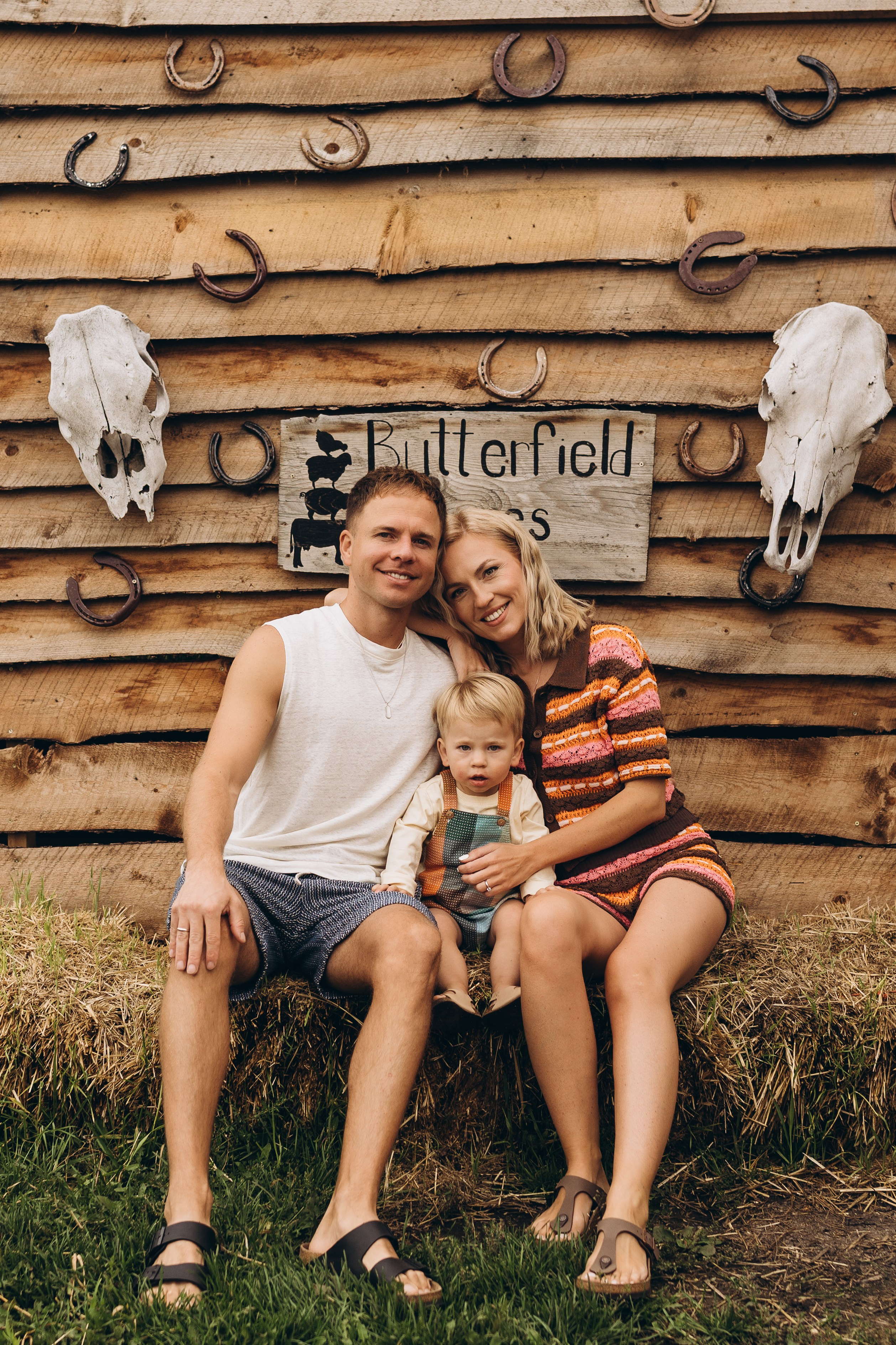 Roksolana & fam. Calgary Wedding & Lifestyle Photographer — Yevhen Polishchuk