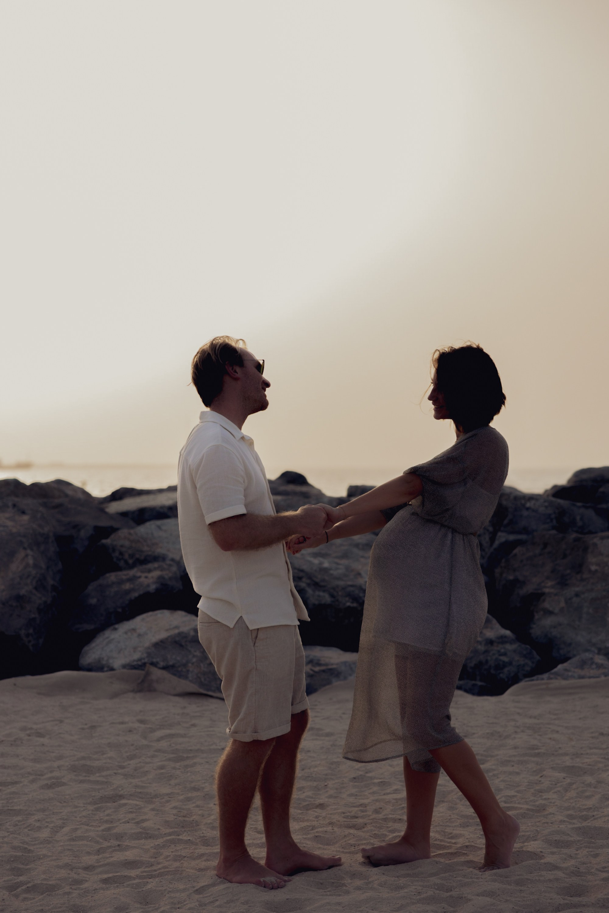 Maternity Session — Beach. Family Photographer in Dubai
