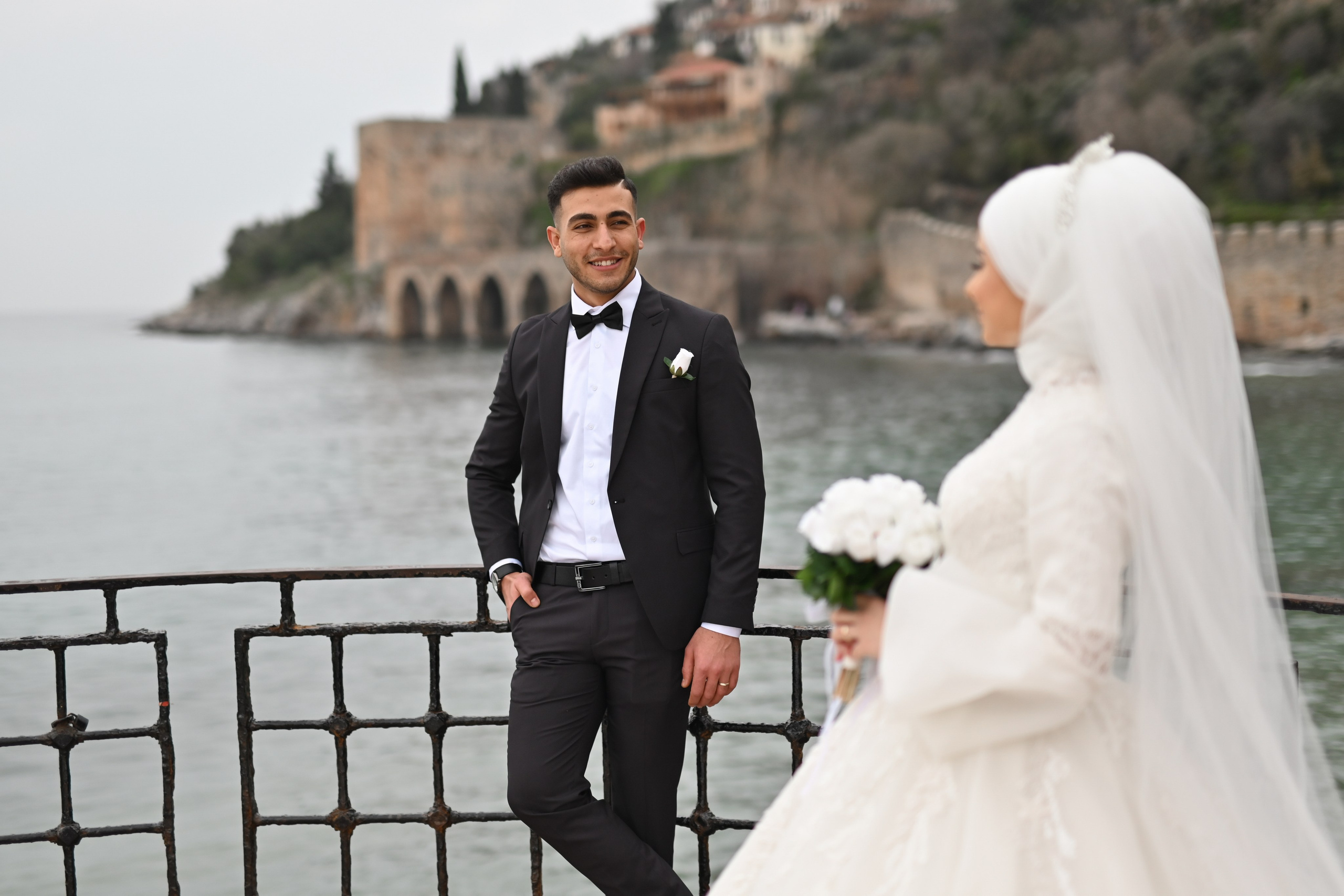 Свадебная съемка в порту и у крепости в Аланье. Photographer in Alanya, Side, Manavgat. Türkiye