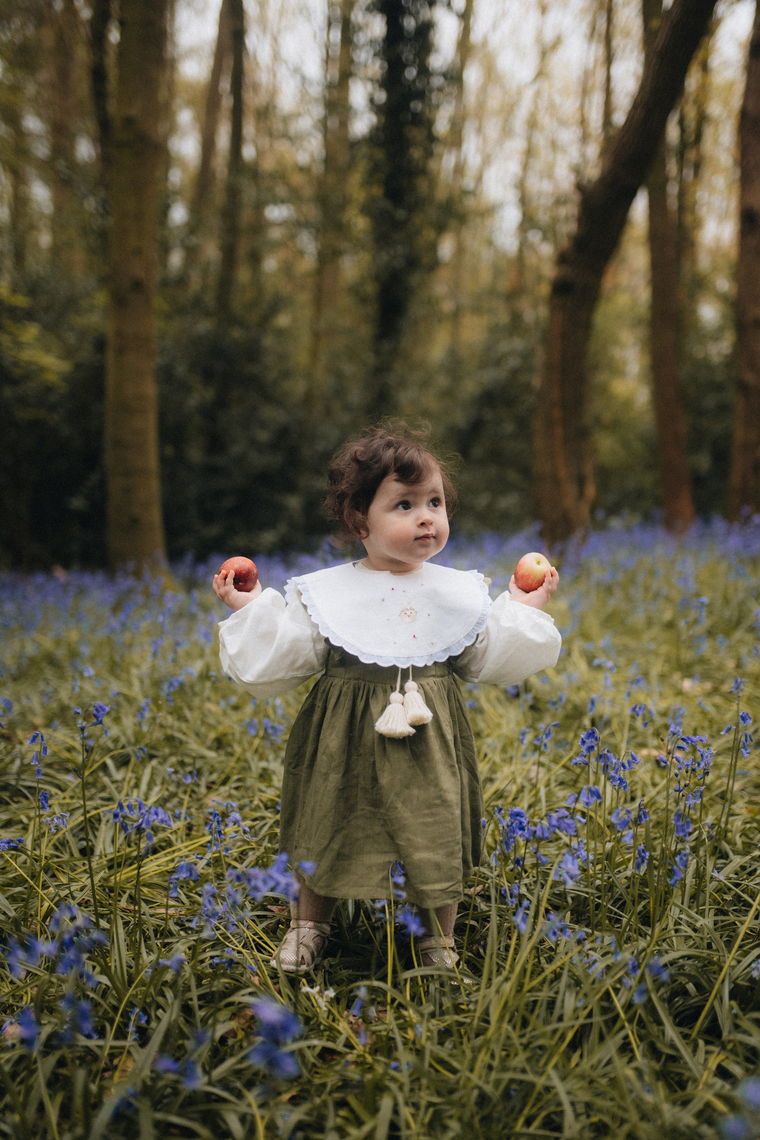 Bluebell family session. Tania Gandrabur, photographer in West Midlands, England
