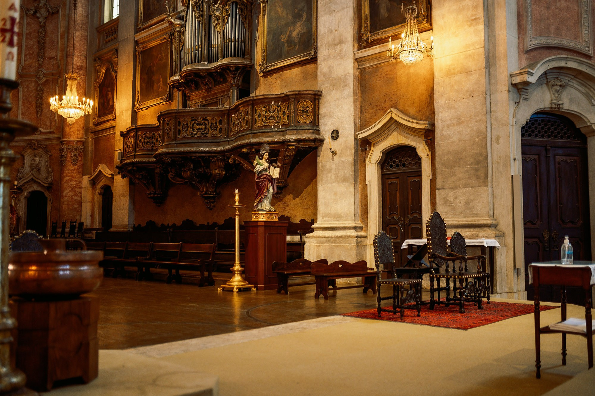 photography of a Catholic baptism in Lisbon