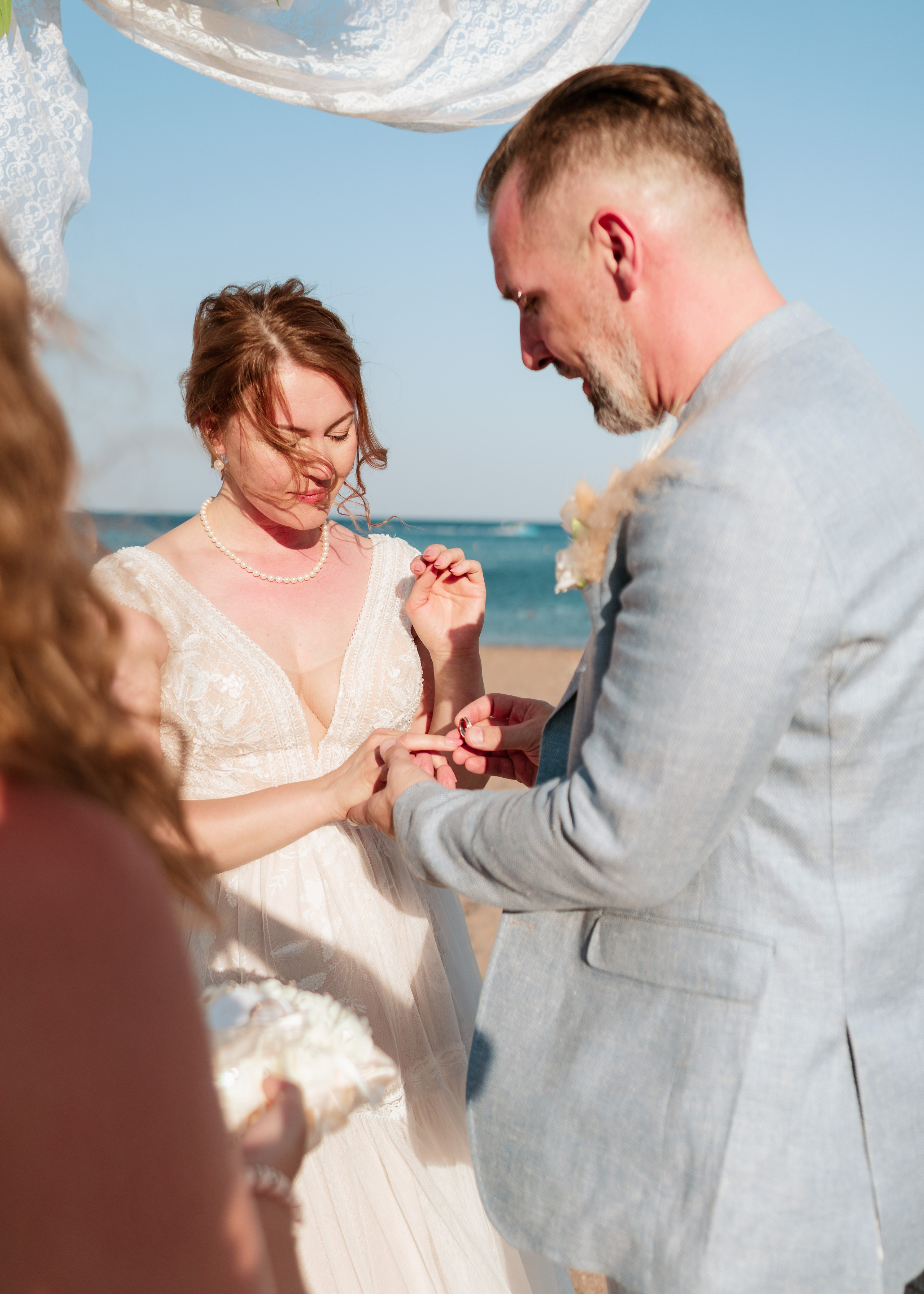 Ken and Elli. Renate Woeste | Wedding planner in Rhodes. Creating dream weddings by the sea. Let’s make your special day unforgettable