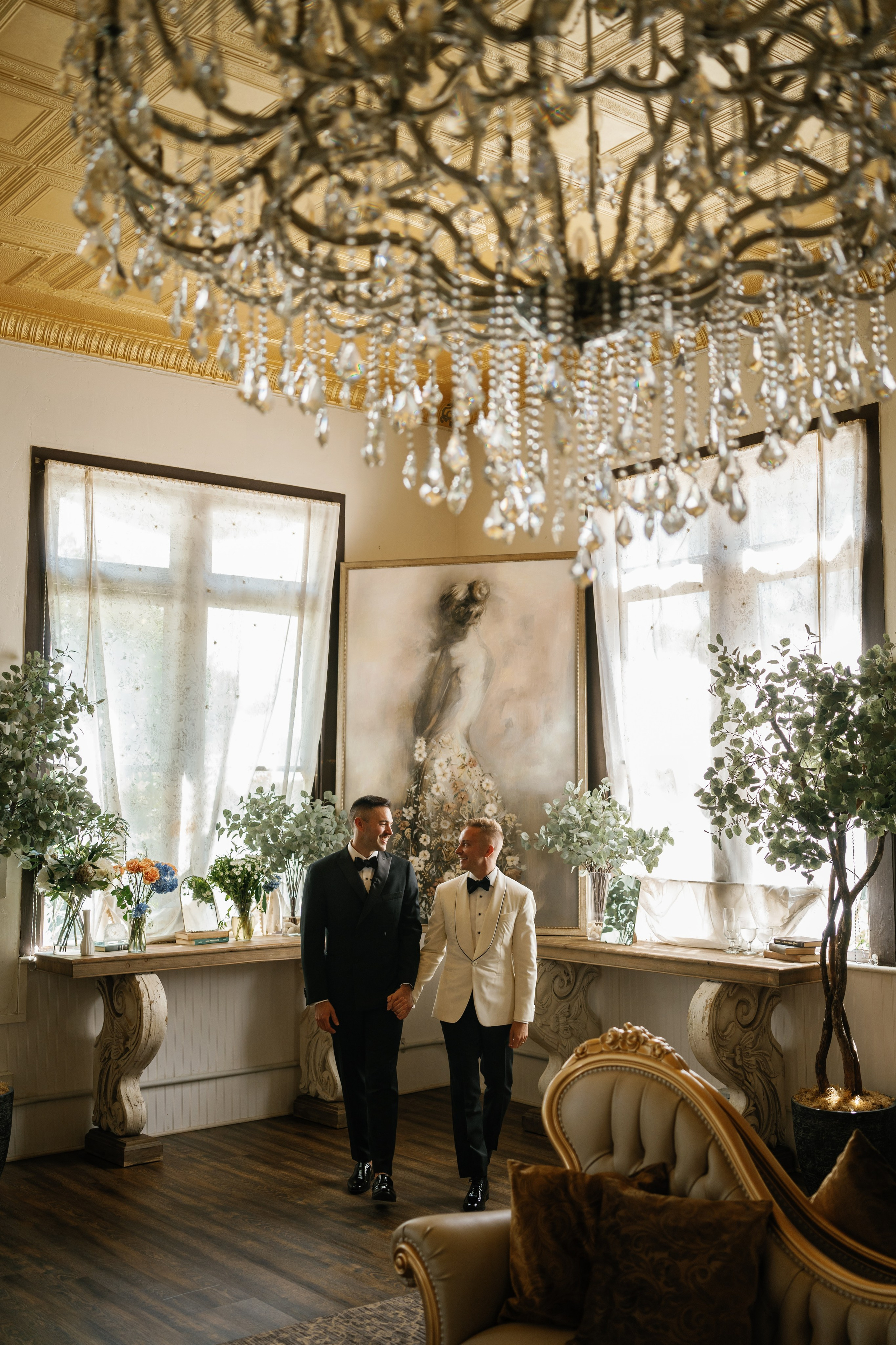 LGBT wedding photographer in California. Wedding Photography & Videography Team in California, Los Angeles, San Francisco, San Diego and Travel