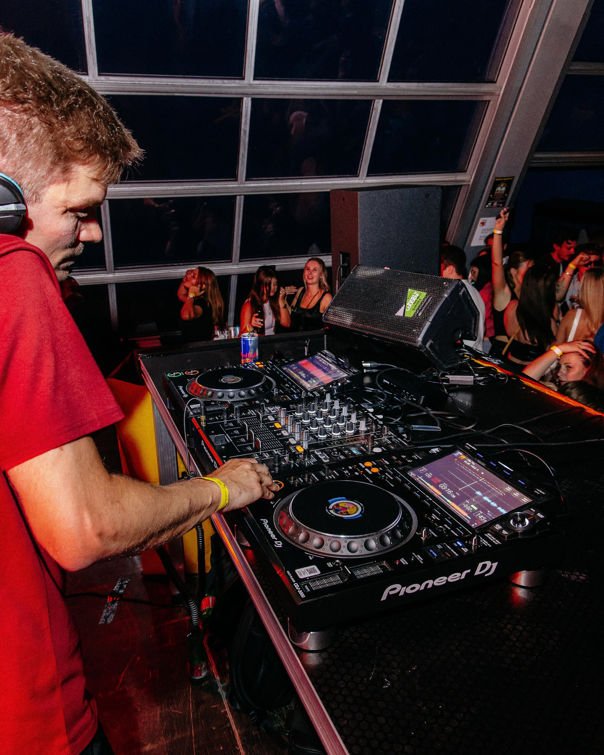 Axamer Lizum sundowner 2025. 808Media – Professionelle Foto- und Videografie für Restaurants, Hotels, Events und Hochzeiten in Innsbruck und Tirol