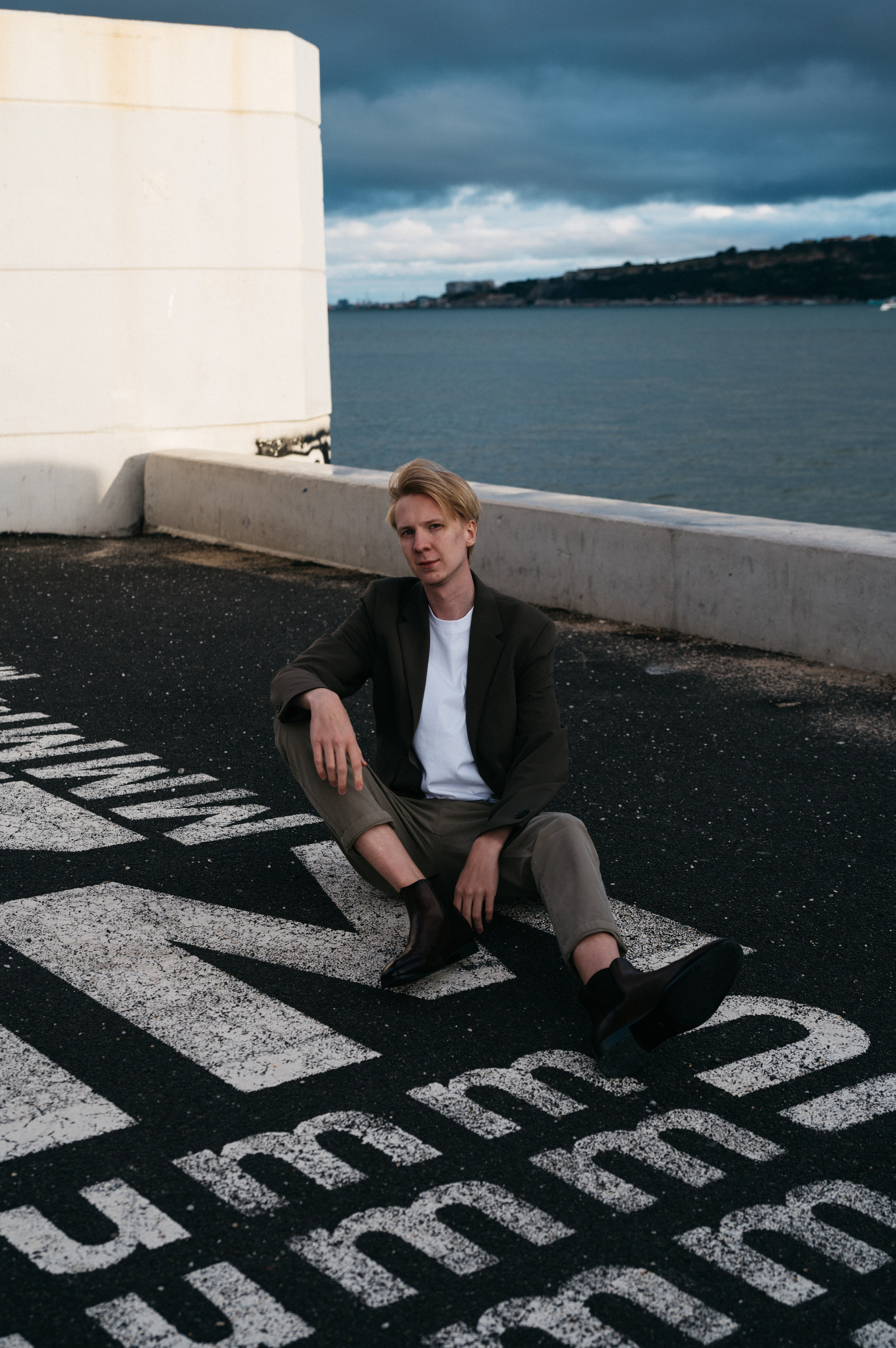 WINDY. Wedding and commercial photographer