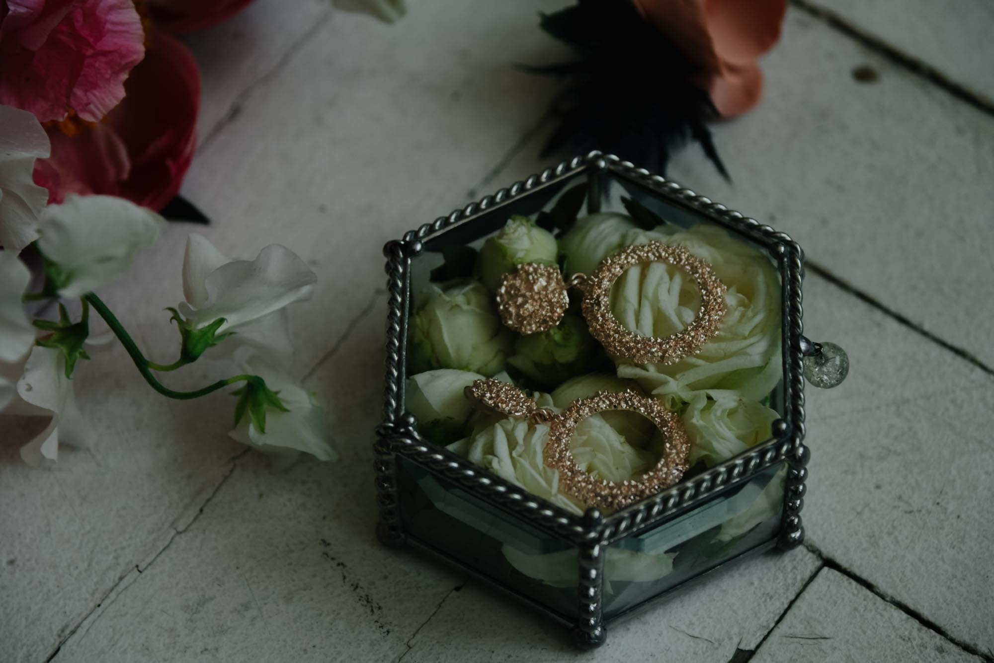 Coral wedding. Family Lifestyle Photography