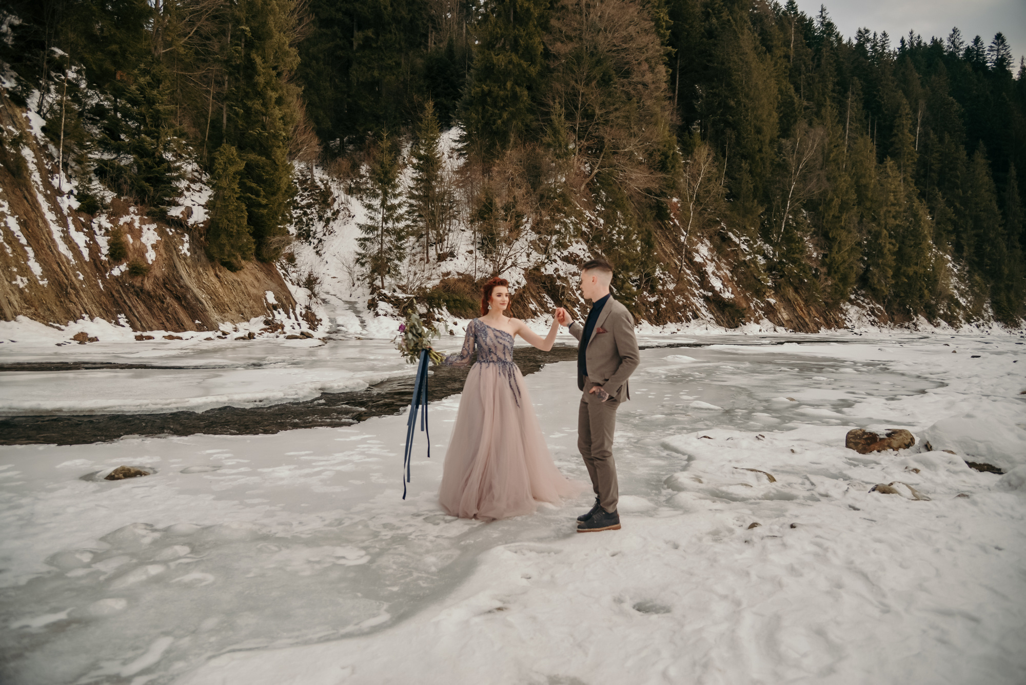 Mountain Wedding. Family Lifestyle Photography
