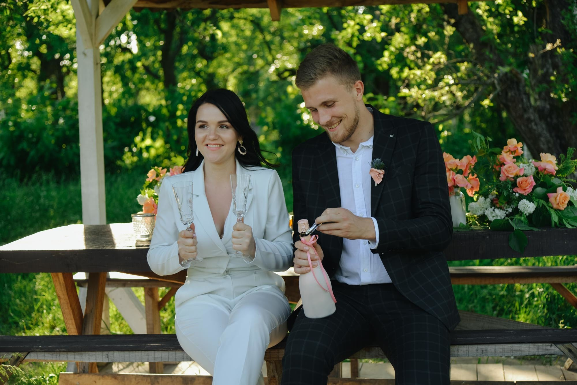 Coral wedding. Family Lifestyle Photography