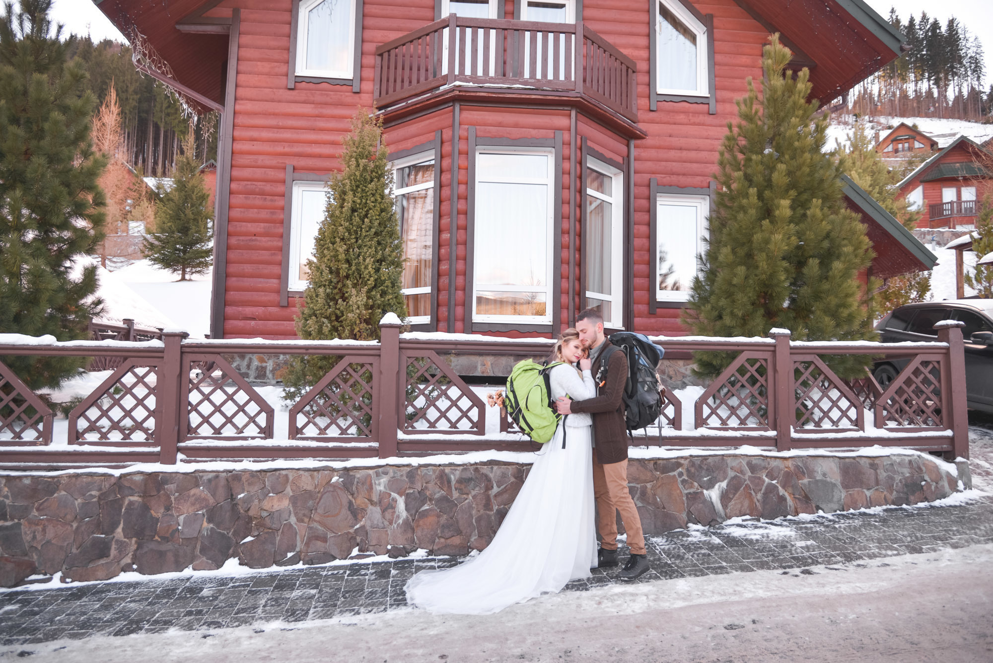 Frozen Waterfall LoveStory. Family Lifestyle Photography