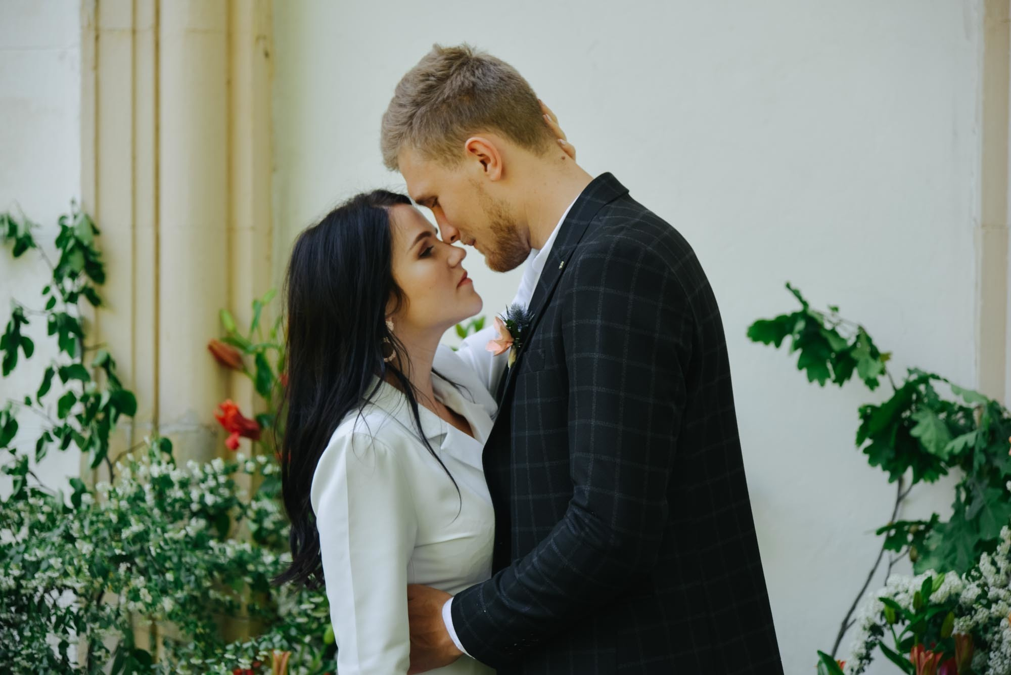 Coral wedding. Family Lifestyle Photography