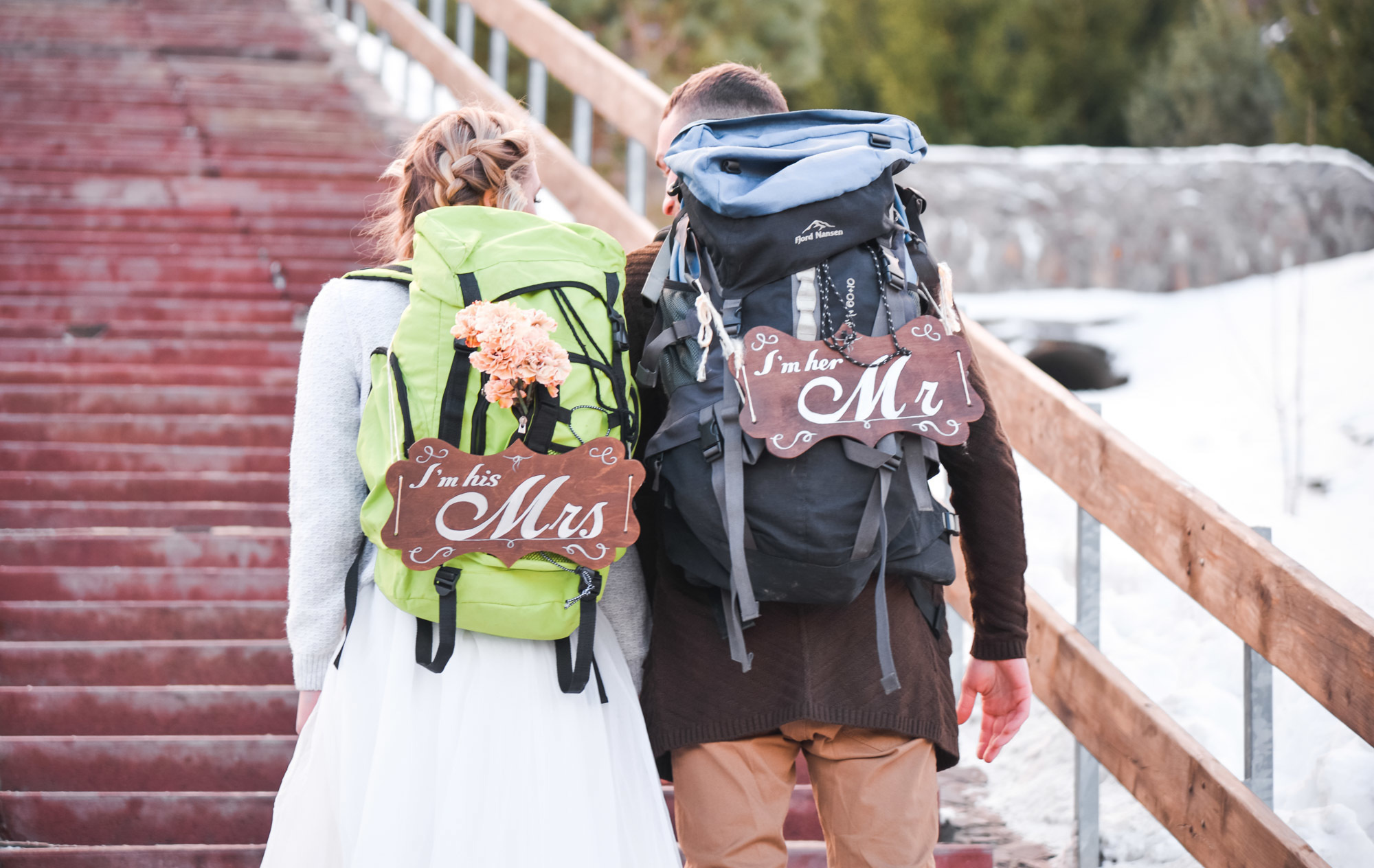 Frozen Waterfall LoveStory. Family Lifestyle Photography