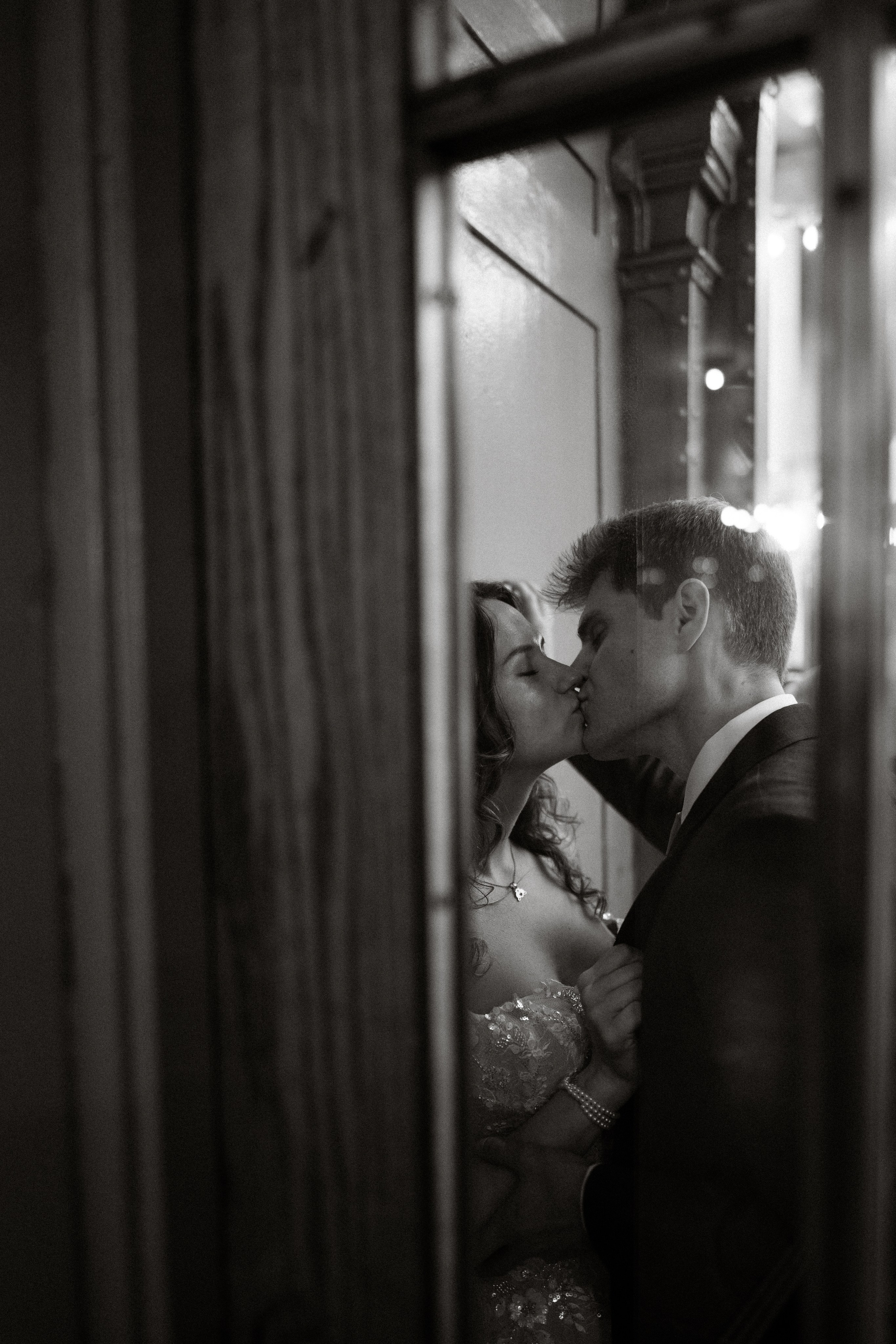 WEDDINGS/ELOPEMENTS. Ljova She Photography | This website is dedicated to wedding, couple, and proposal photography