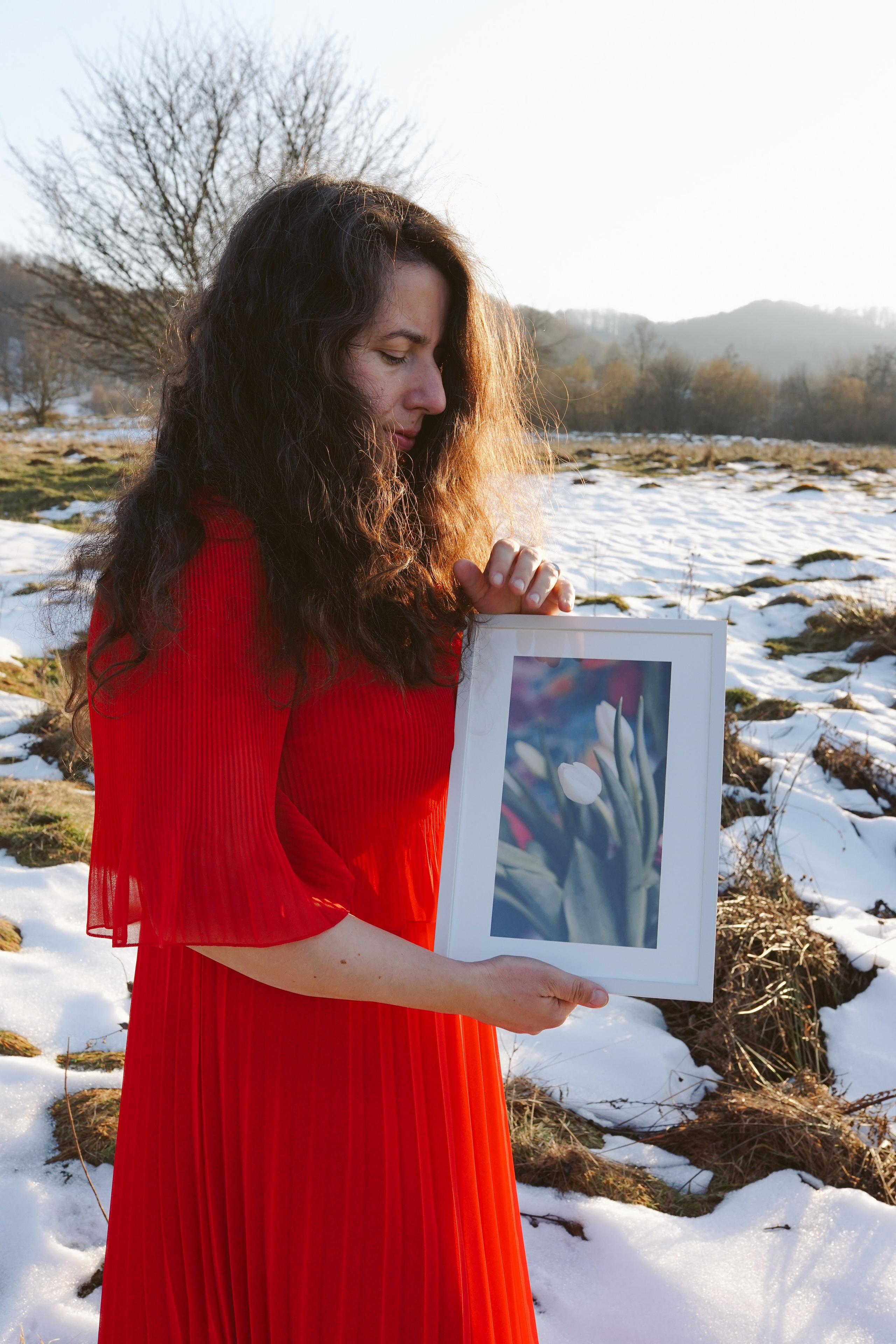 Mărțișorul x Mes Amis: O Poveste de Primăvară | Mădălina Beda. Madalina Beda- Artist vizual, fotograf, doula la nastere, consultant babywearing Brasov si in toata tara