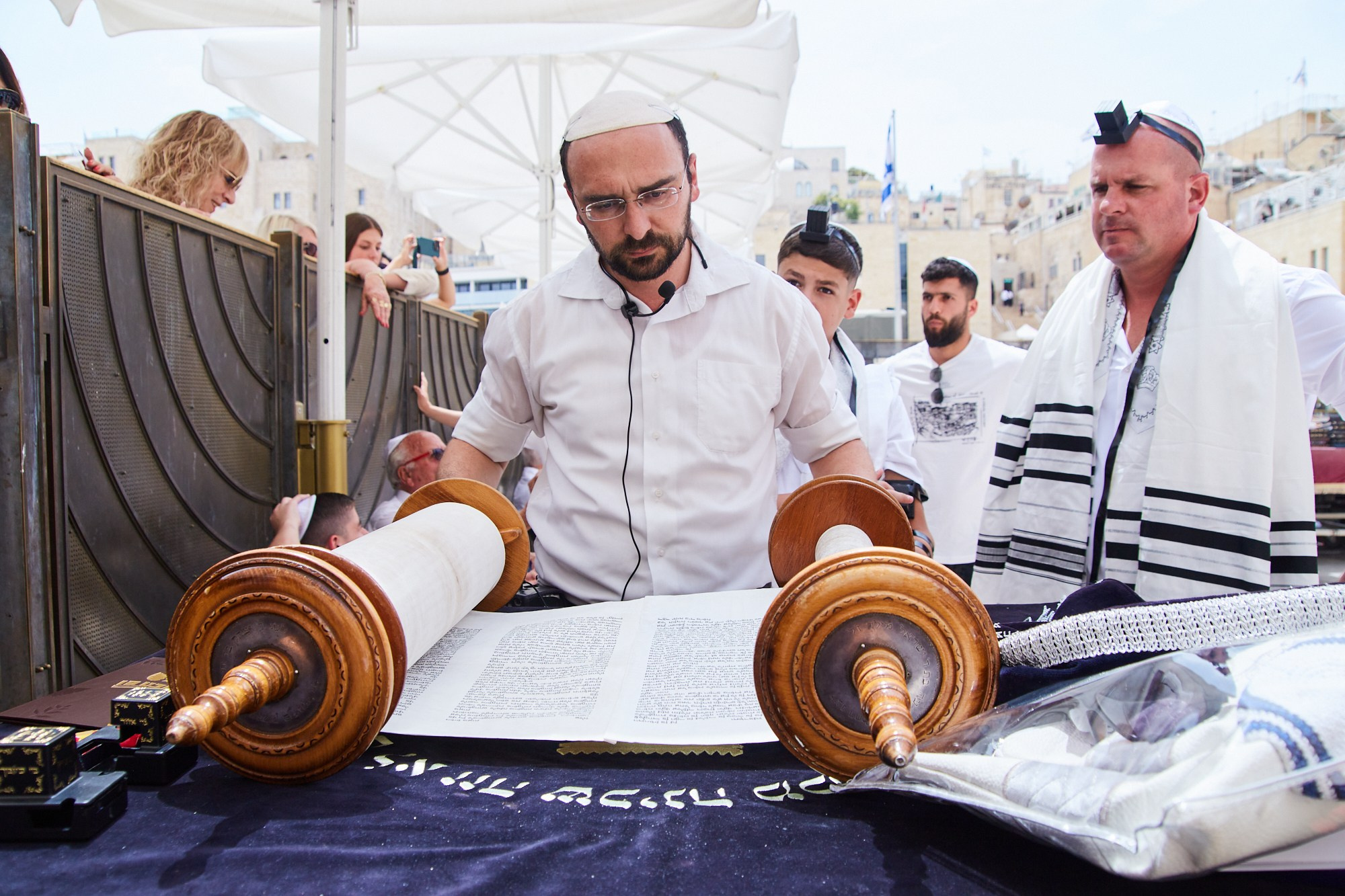 Бар-мицва на Котеле 2. Портретный и репортажный фотограф в Израиле Рома Бирман