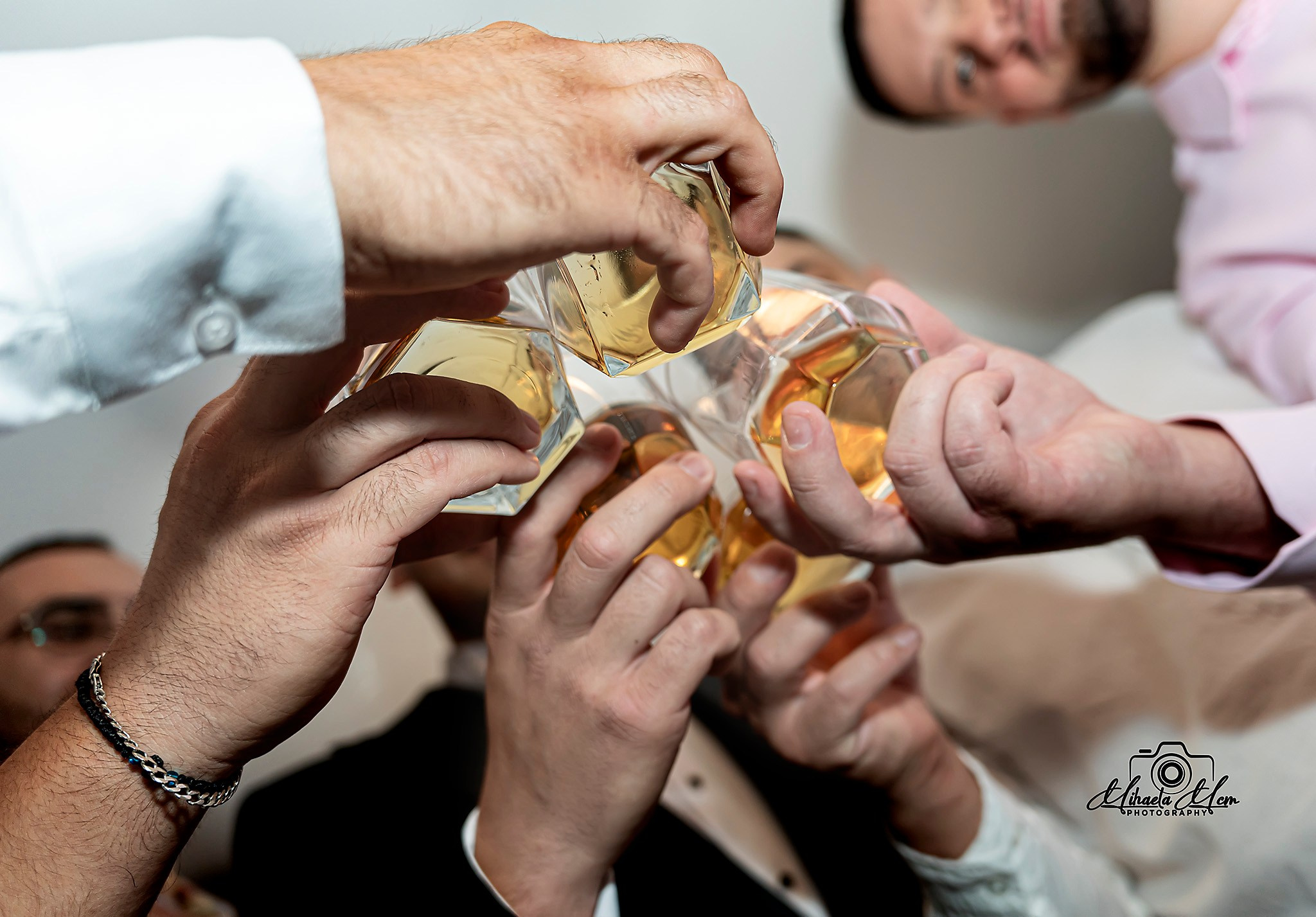 Fotograf de nunta Constanta. Servicii foto video Constanta. MCM Happy Studio – Fotograf și Videograf Nuntă