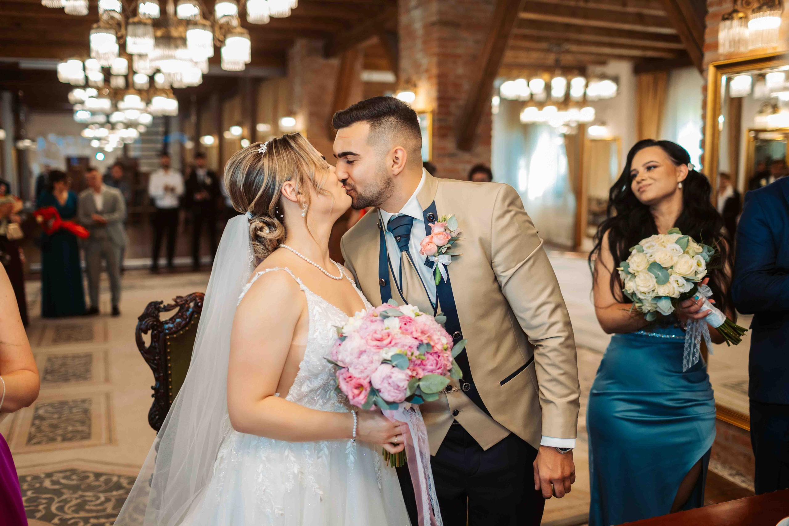 Diana & Lorand. Contrast Studio