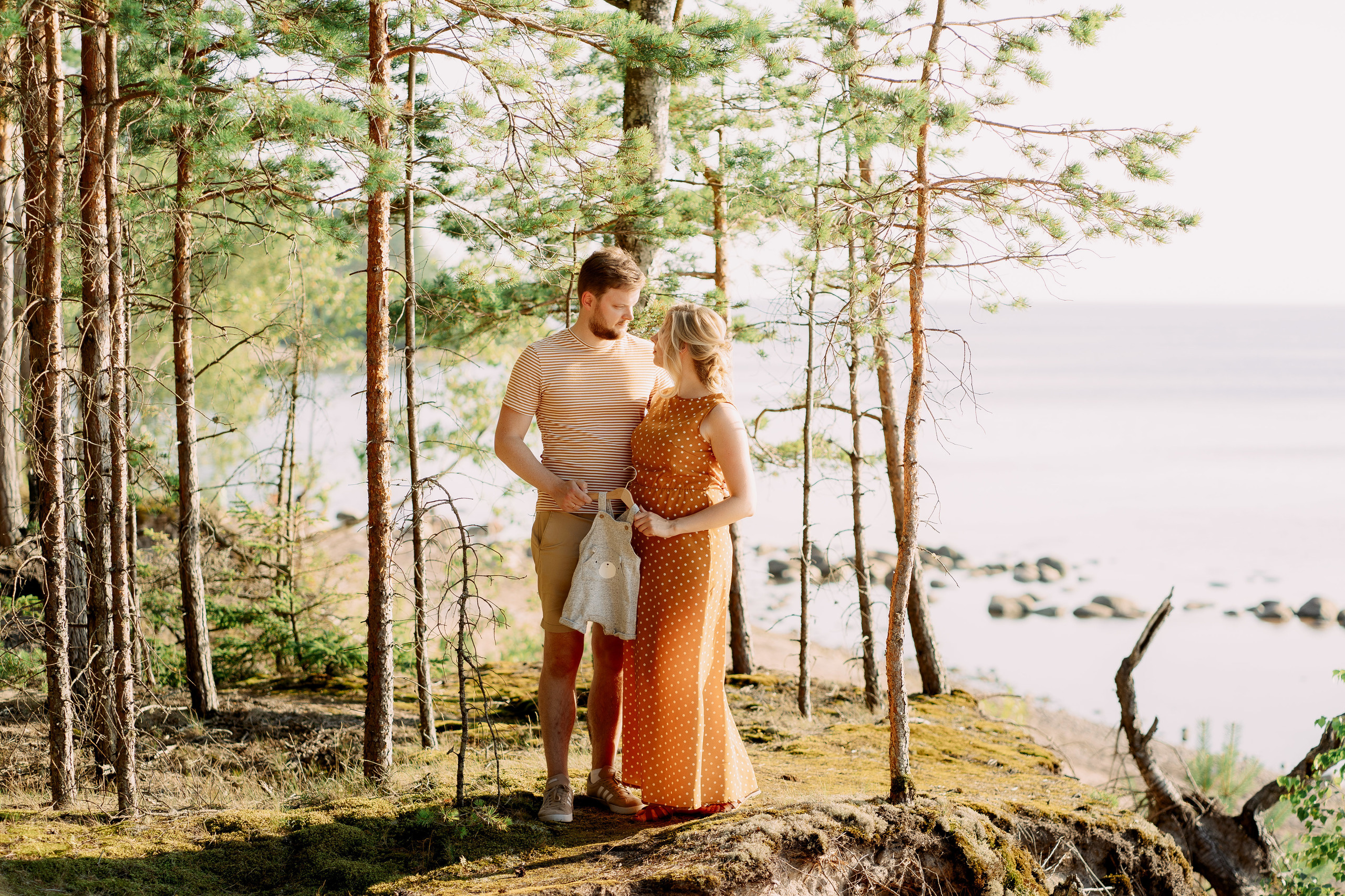 Кристина и Денис в ожидании. Макар Кириков — свадебный и семейный фотограф Даугавпилс, Рига, Вильну