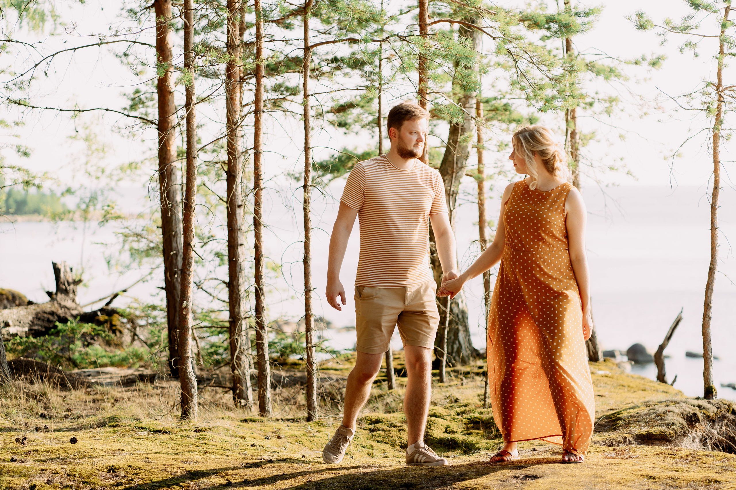 Кристина и Денис в ожидании. Макар Кириков — свадебный и семейный фотограф Даугавпилс, Рига, Вильну