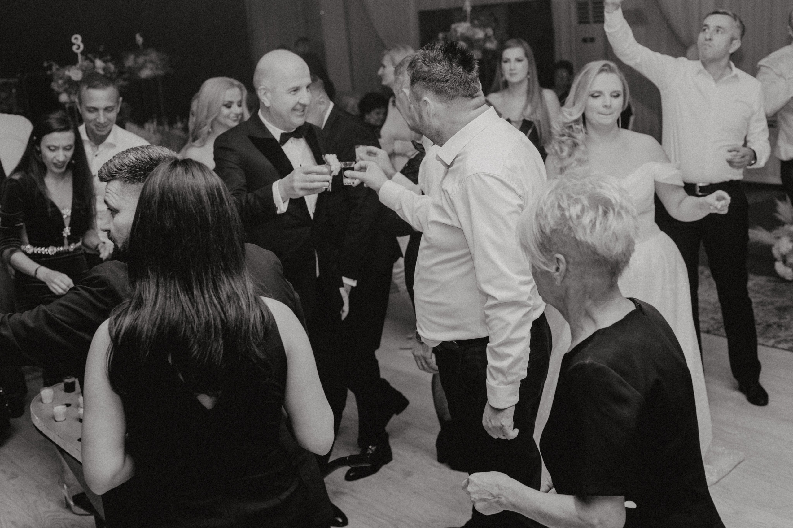 Alexandru & Maria. Wedding & couple photographer from Romania Rut Vetan