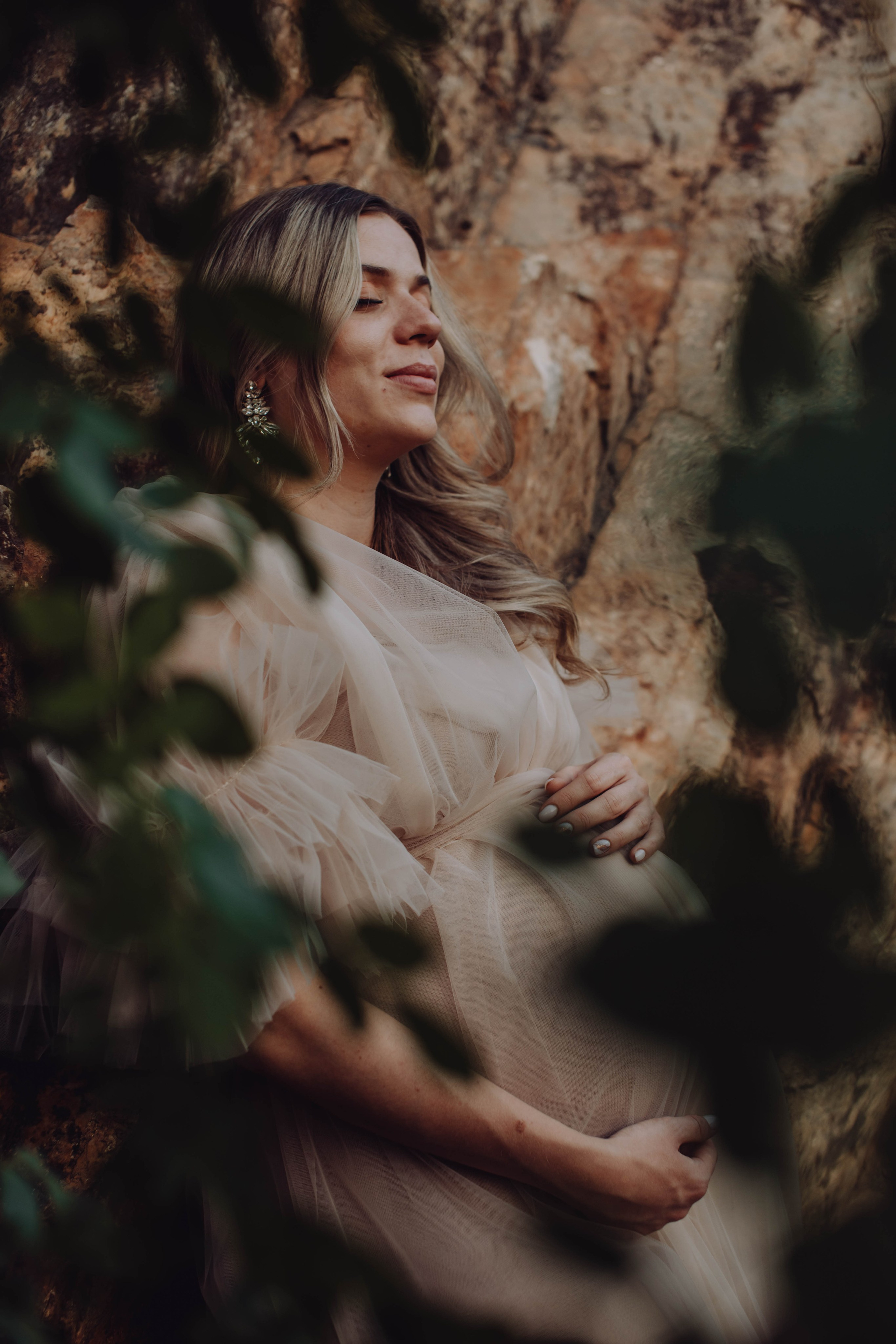 Alin & Diana. Wedding & couple photographer from Romania Rut Vetan