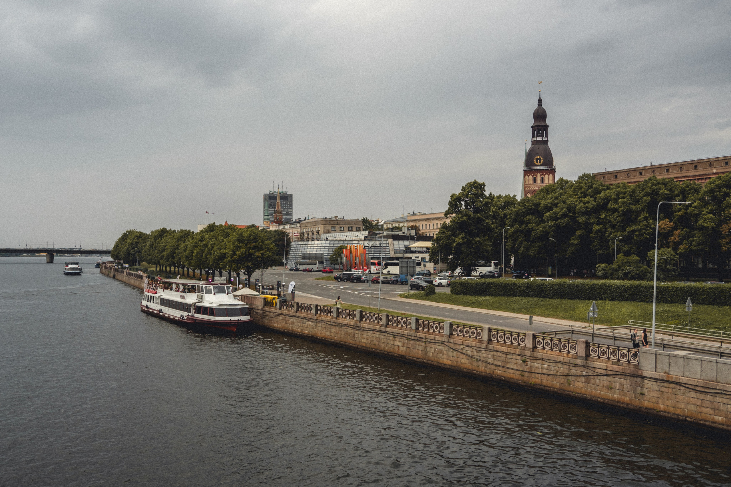 Voyage à Riga. Photographe sur Cote d’Azur. Portraits de familles, couples, enfants, événements
