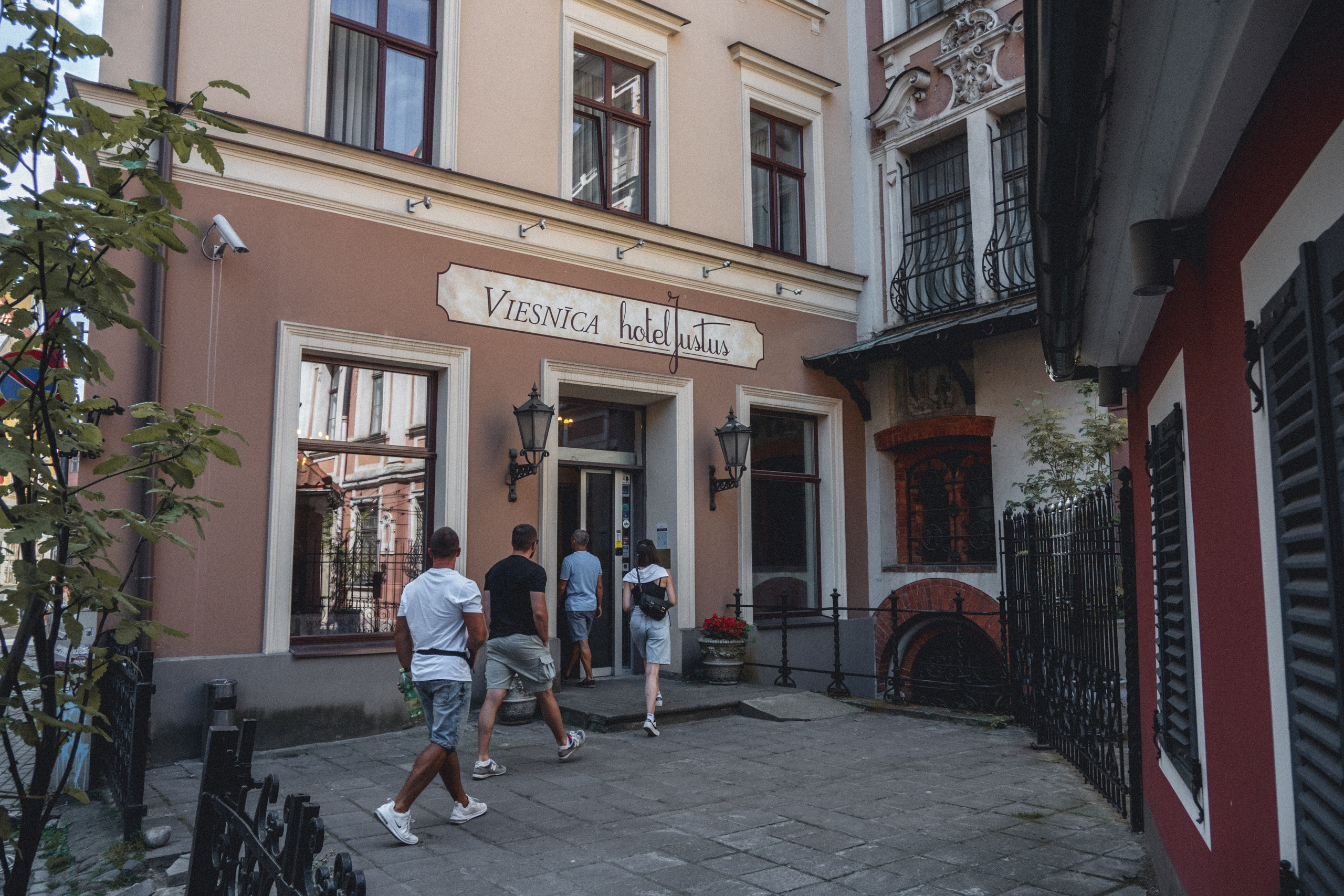 Voyage à Riga. Photographe sur Cote d’Azur. Portraits de familles, couples, enfants, événements