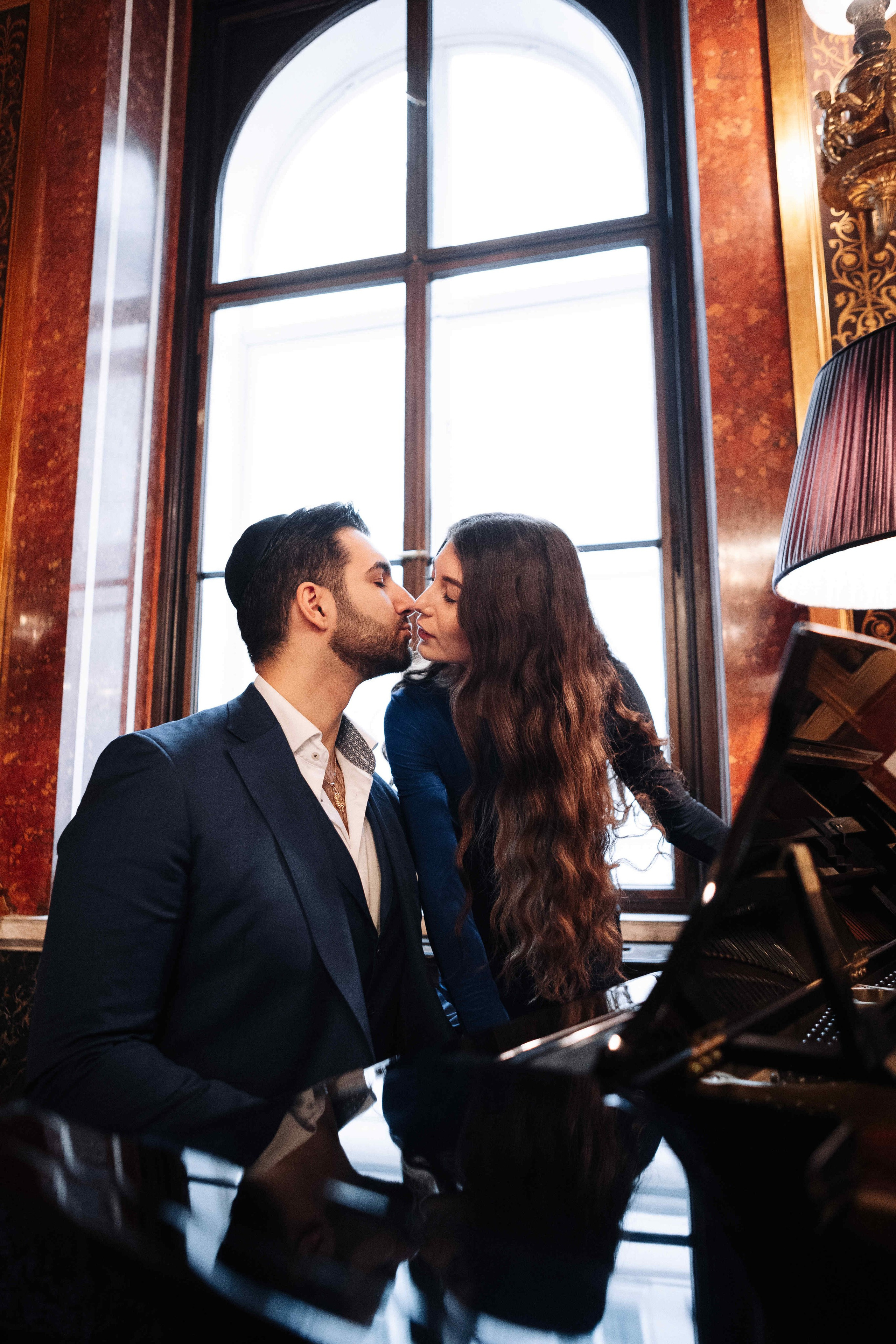 A LOVE STORY IN VIENNA. PHOTOGRAPHER IN ISRAEL