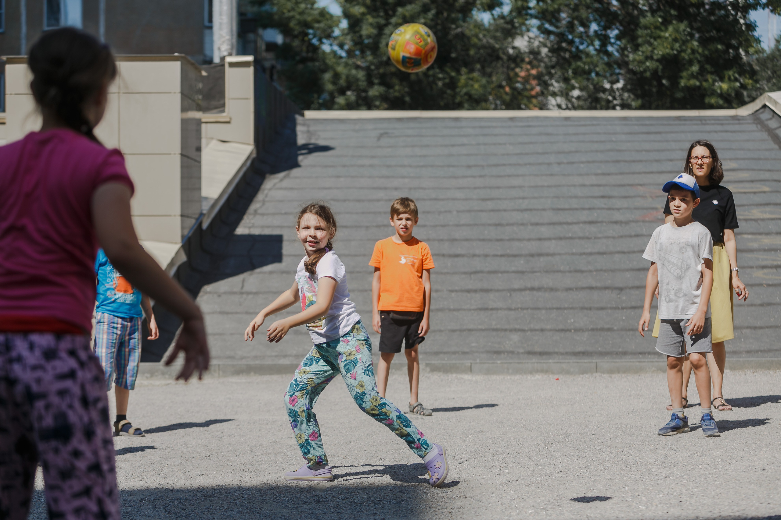 Campamento de verano infantil del taller de cerámica. Fotógrafo de retrato, familia y reportajes en Valencia | España | Europa Vitalii Lumier