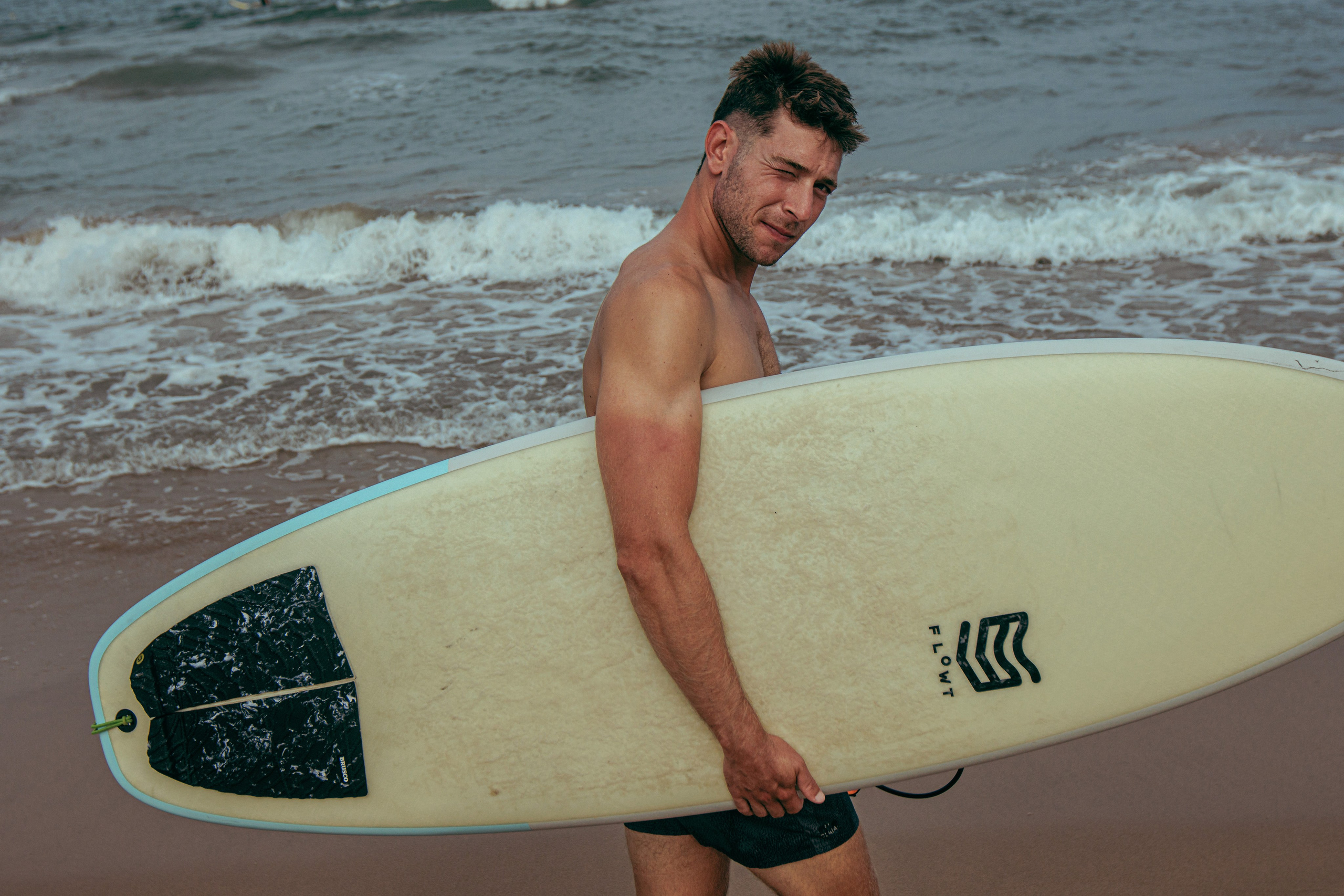 Hector. Fotógrafo de retrato, familia y reportajes en Valencia | España | Europa Vitalii Lumier