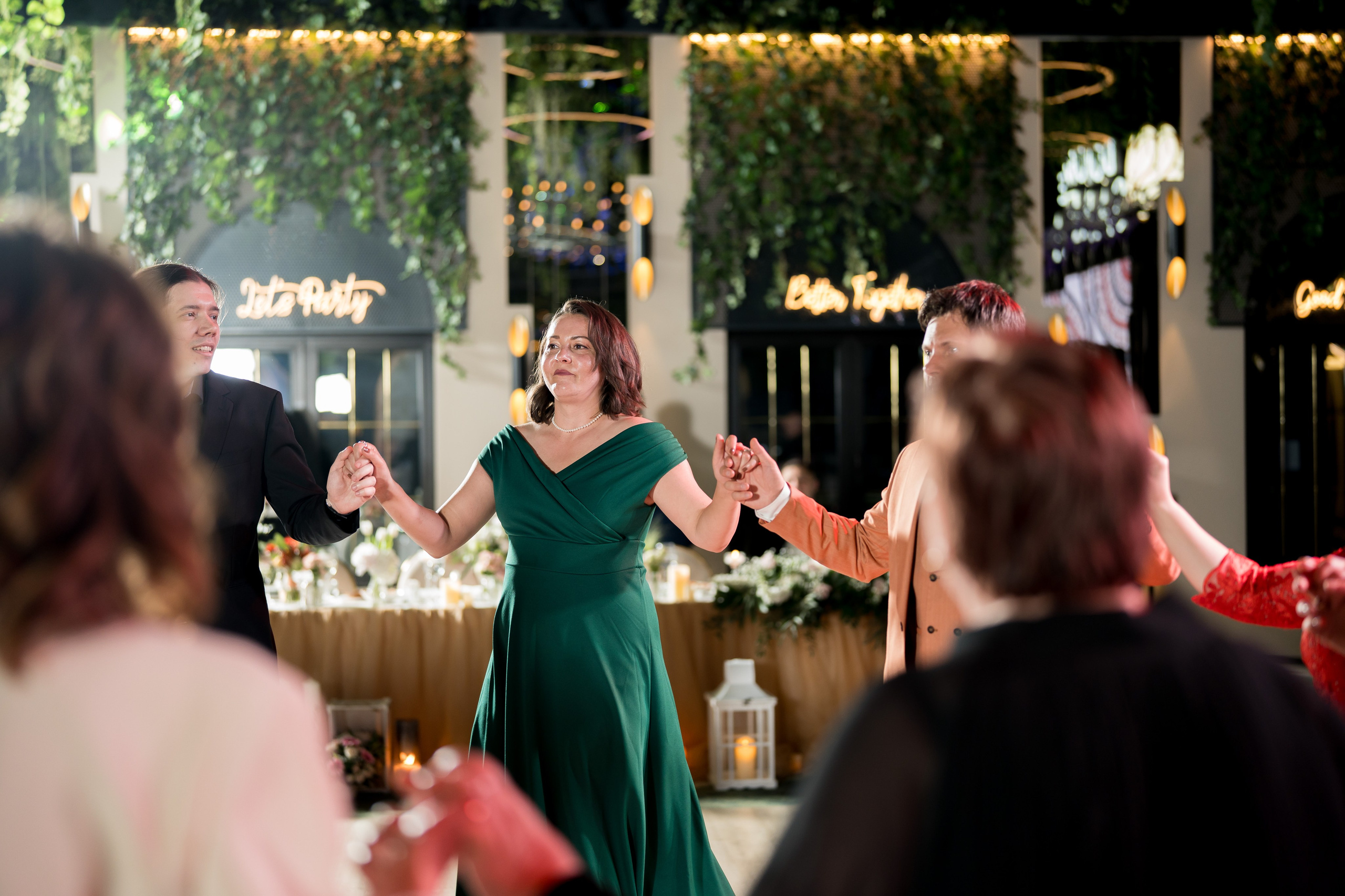 PARTY. Gabriel Florea — Fotograf nuntă București