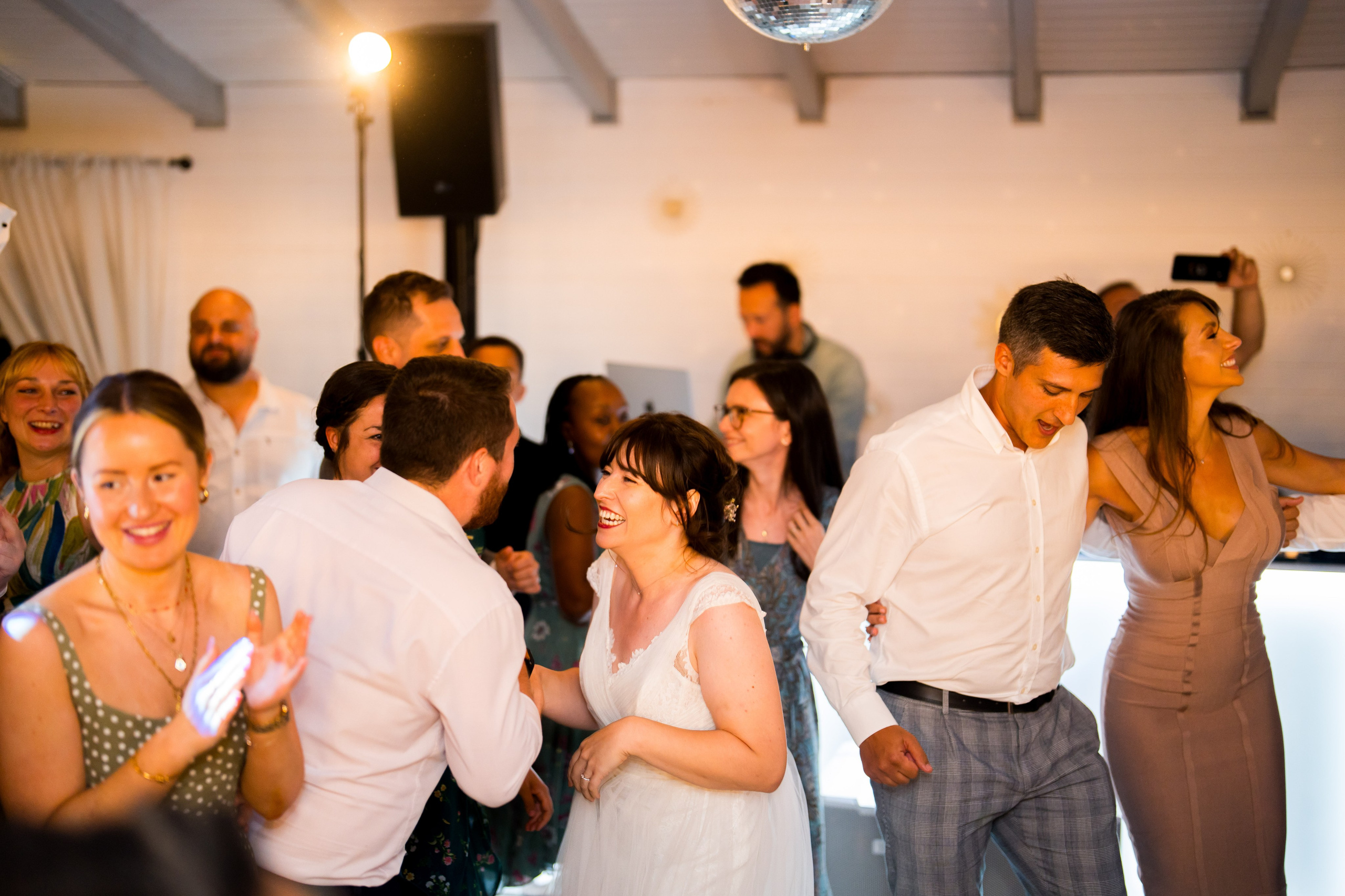 PARTY. Gabriel Florea — Fotograf nuntă București