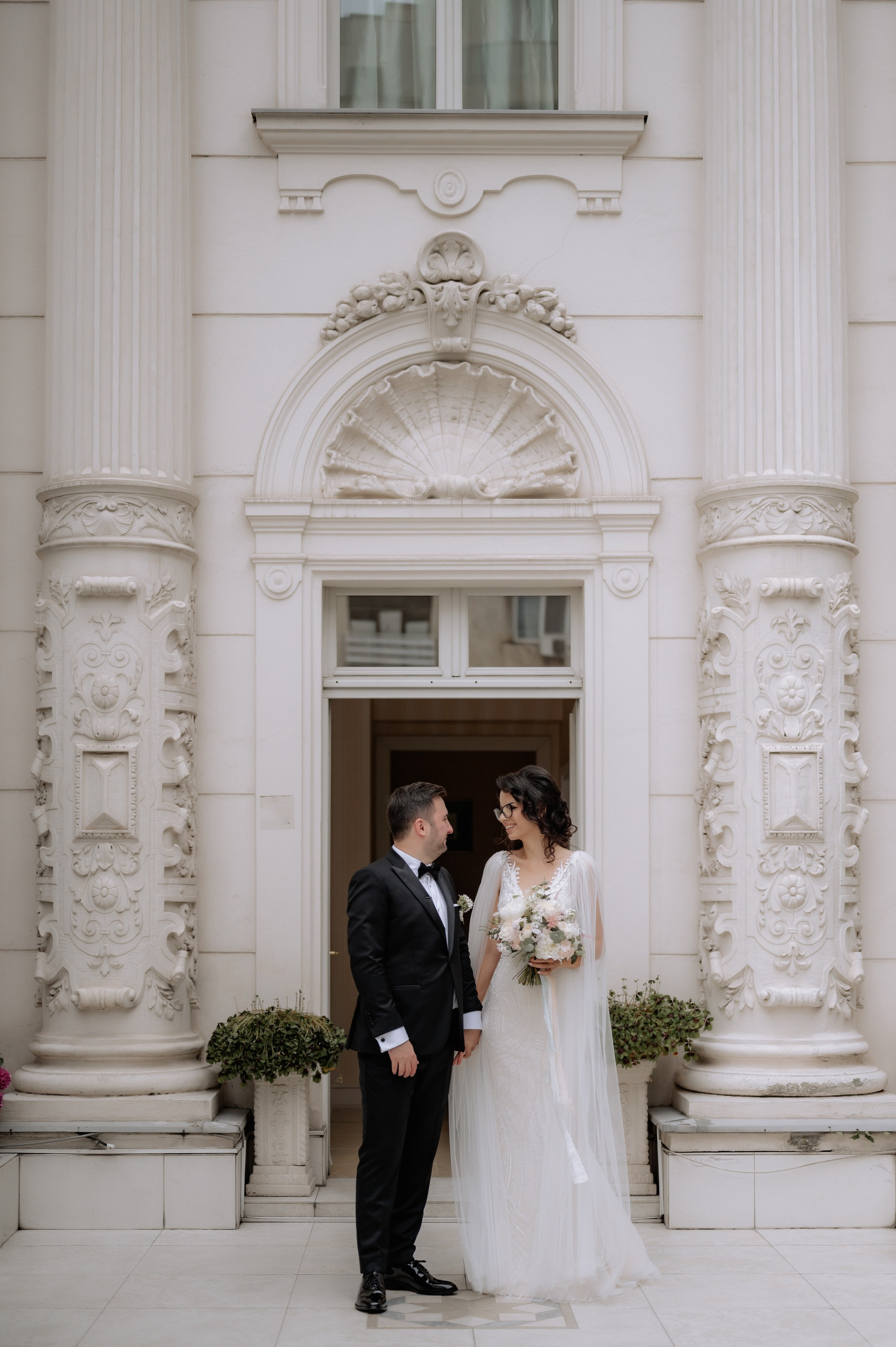 Fotograf Nunta Bucuresti la Baroque Events and Garden. Proud Vision Weddings | Wedding Photography & Film — Servicii profesionale Foto Video Nunta Iasi