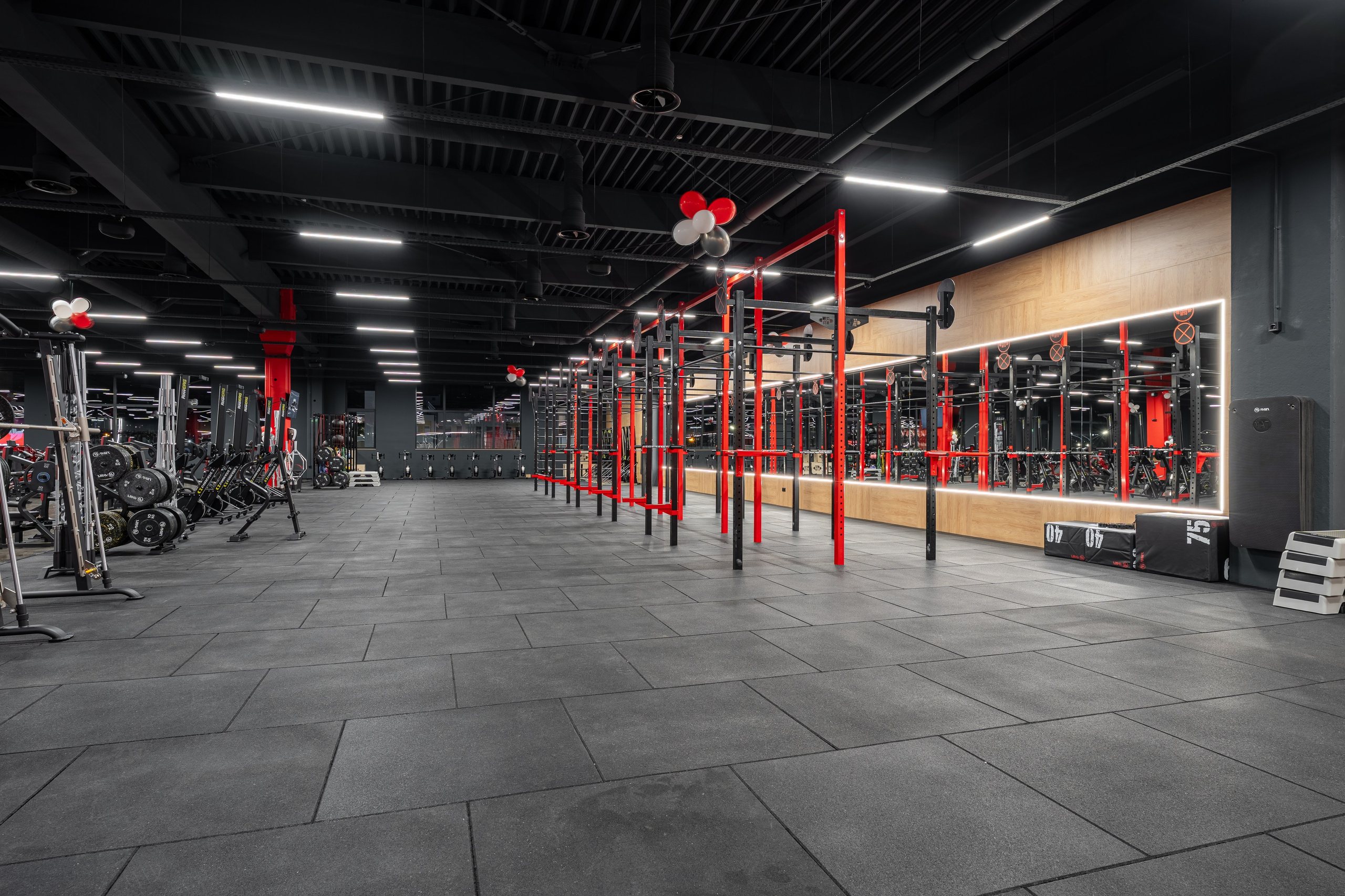 WEST GYM PARK MAXX. Професионален фотограф в Пловдив и областта