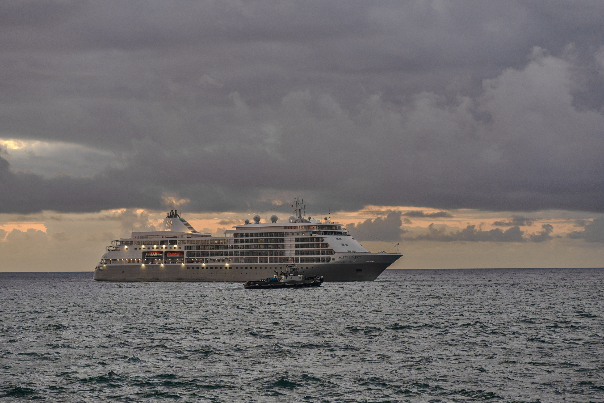 SHIPS. Awards winning photographer in Kauai, Hawaii