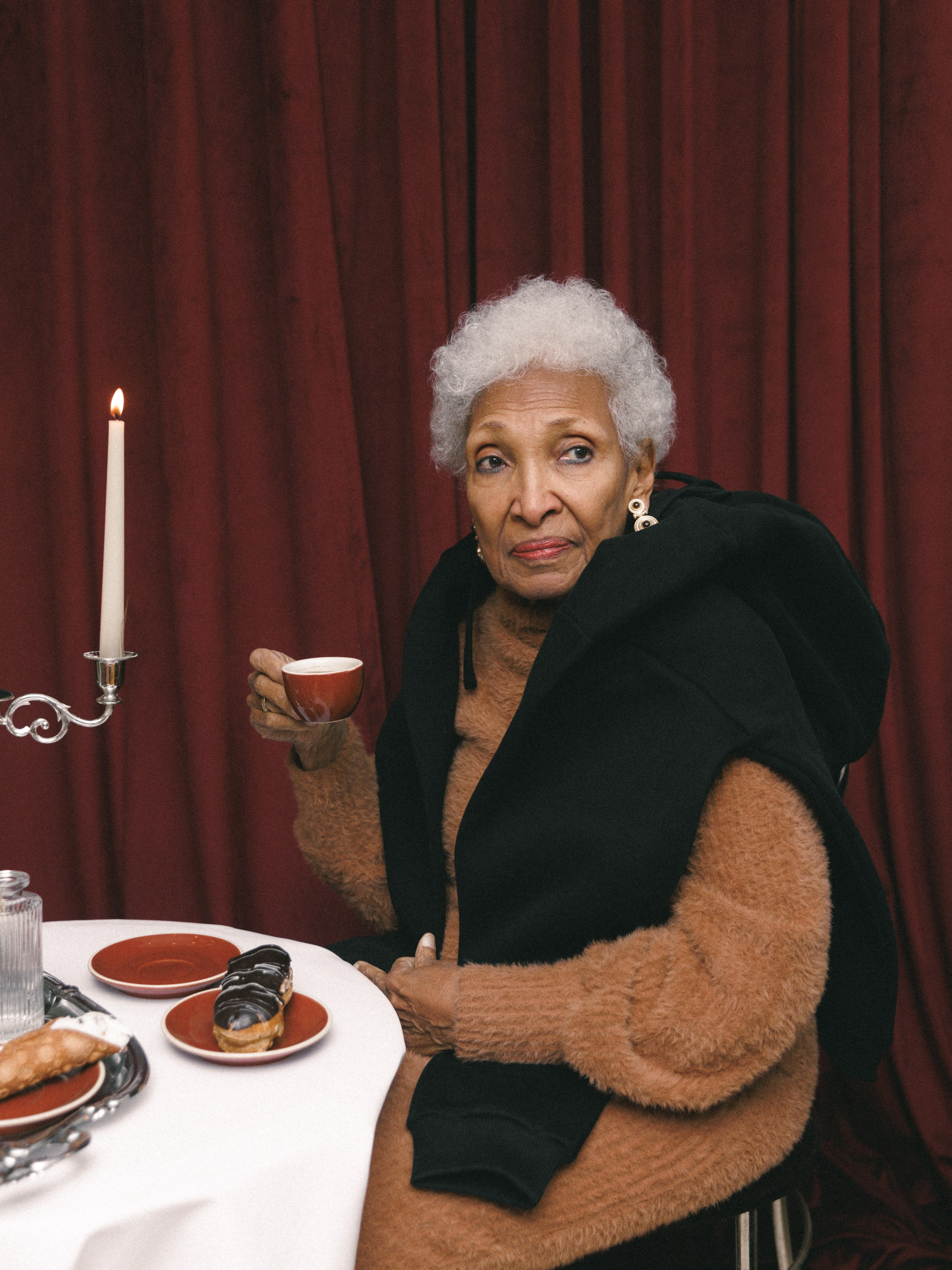 ÁWET. Photographer in New York City