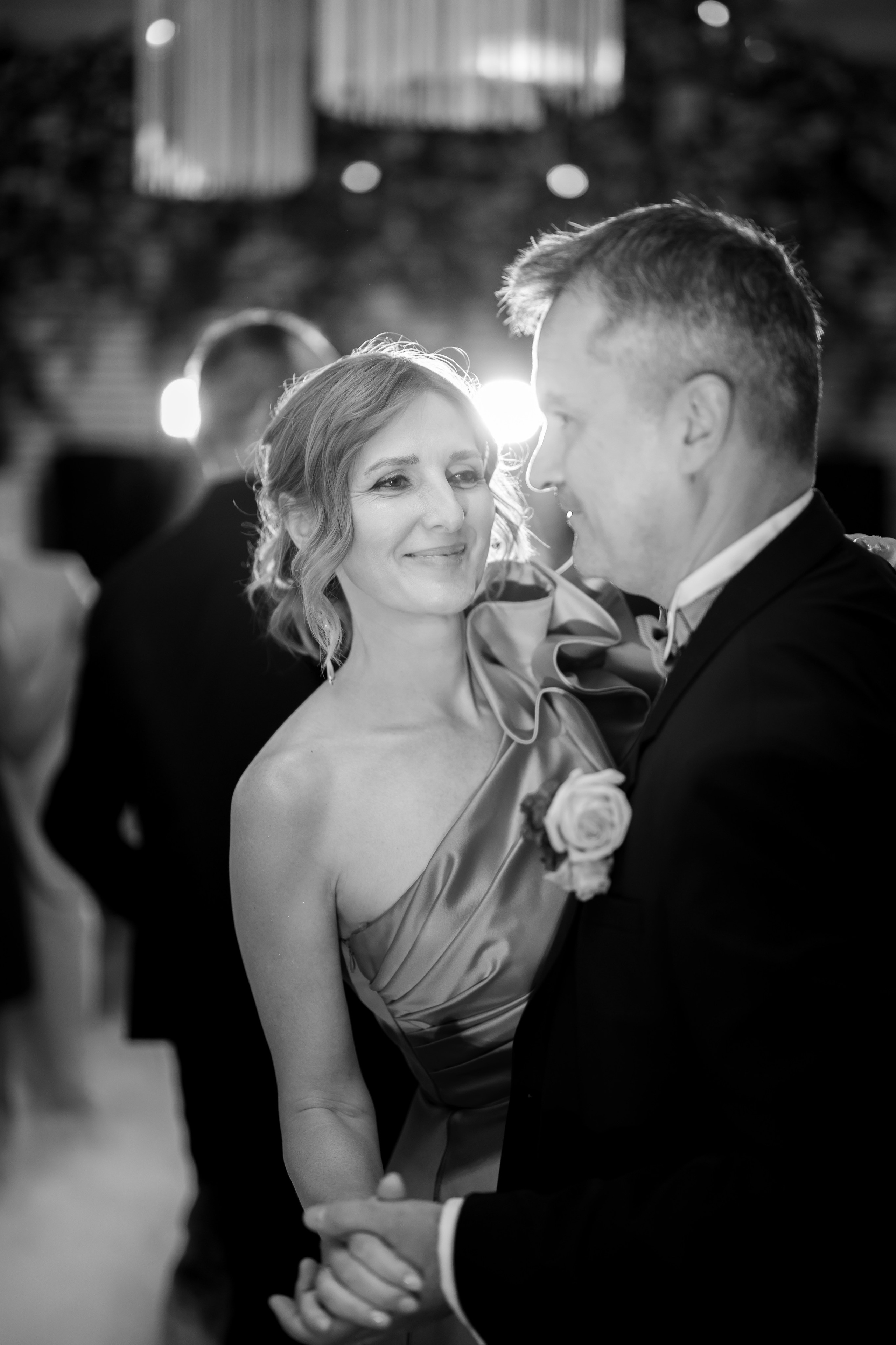 PARTY. Gabriel Florea — Fotograf nuntă București