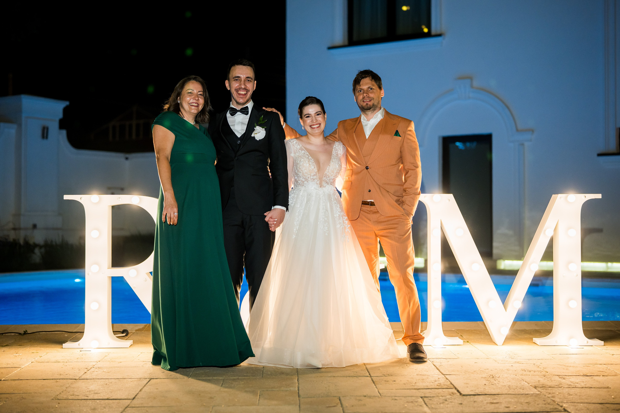 PARTY. Gabriel Florea — Fotograf nuntă București